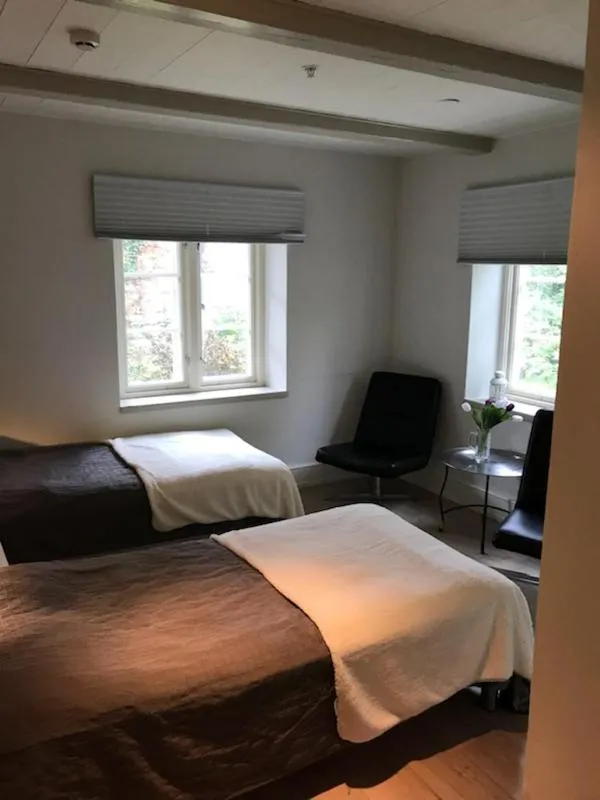 Bed in Mullbärsgårdens Bed and Breakfast