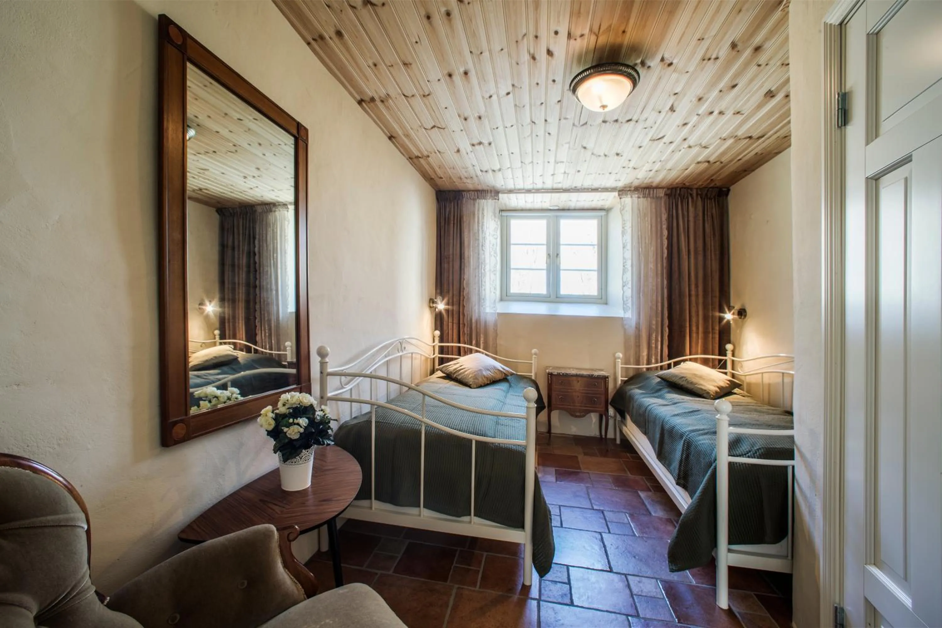 Twin Room with Private Bathroom - single occupancy in Anna´s Bed & Kitchen