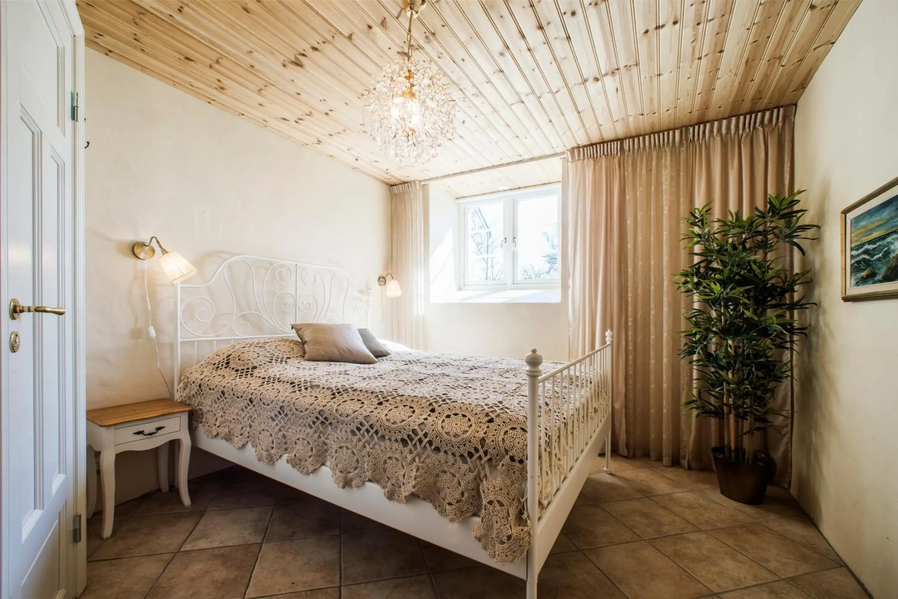 Double Room with Private Bathroom in Anna´s Bed & Kitchen Double Room with Private Bathroom in Anna´s Bed & Kitchen