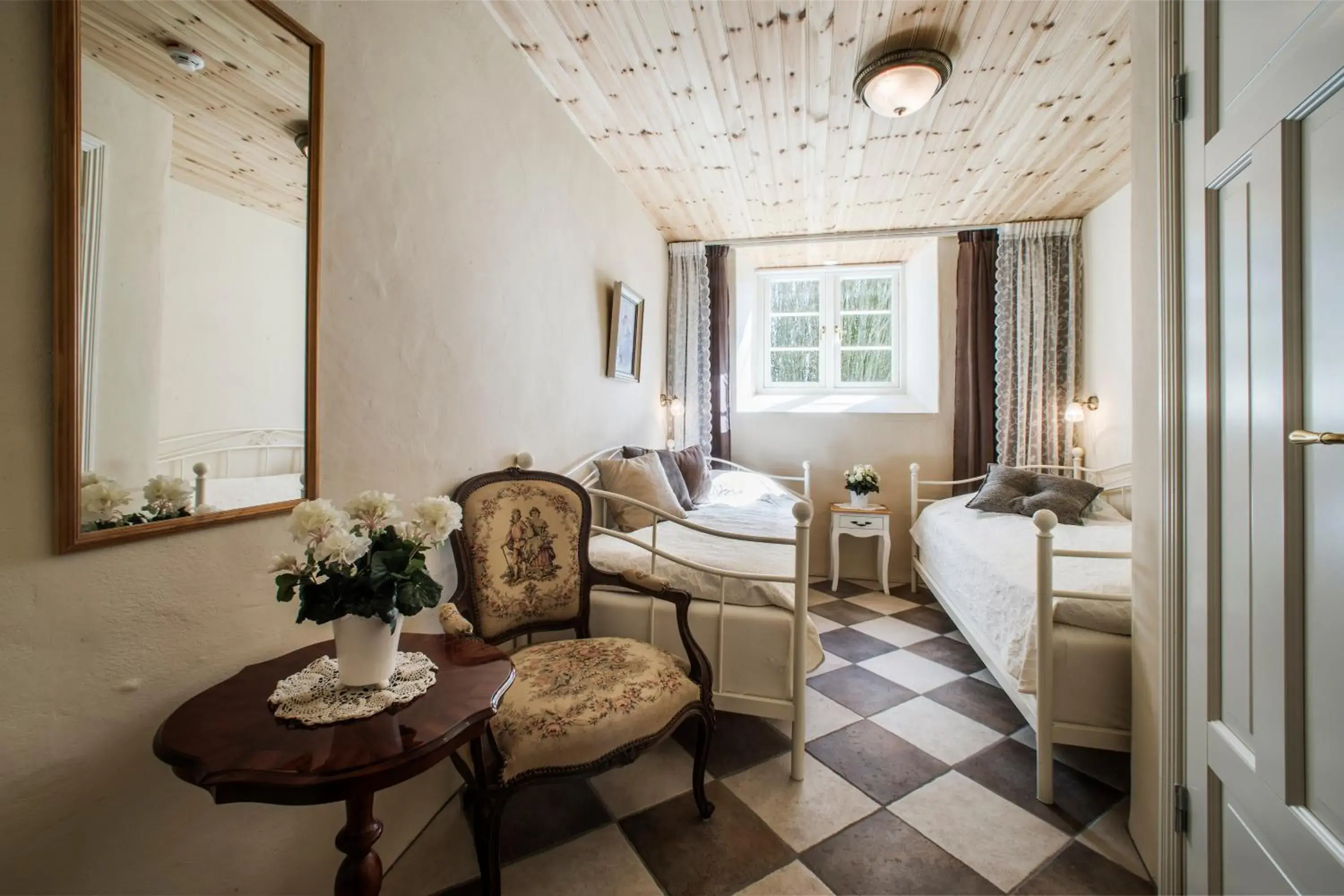 Twin Room with Private Bathroom - single occupancy in Anna´s Bed & Kitchen Twin Room with Private Bathroom - single occupancy in Anna´s Bed & Kitchen