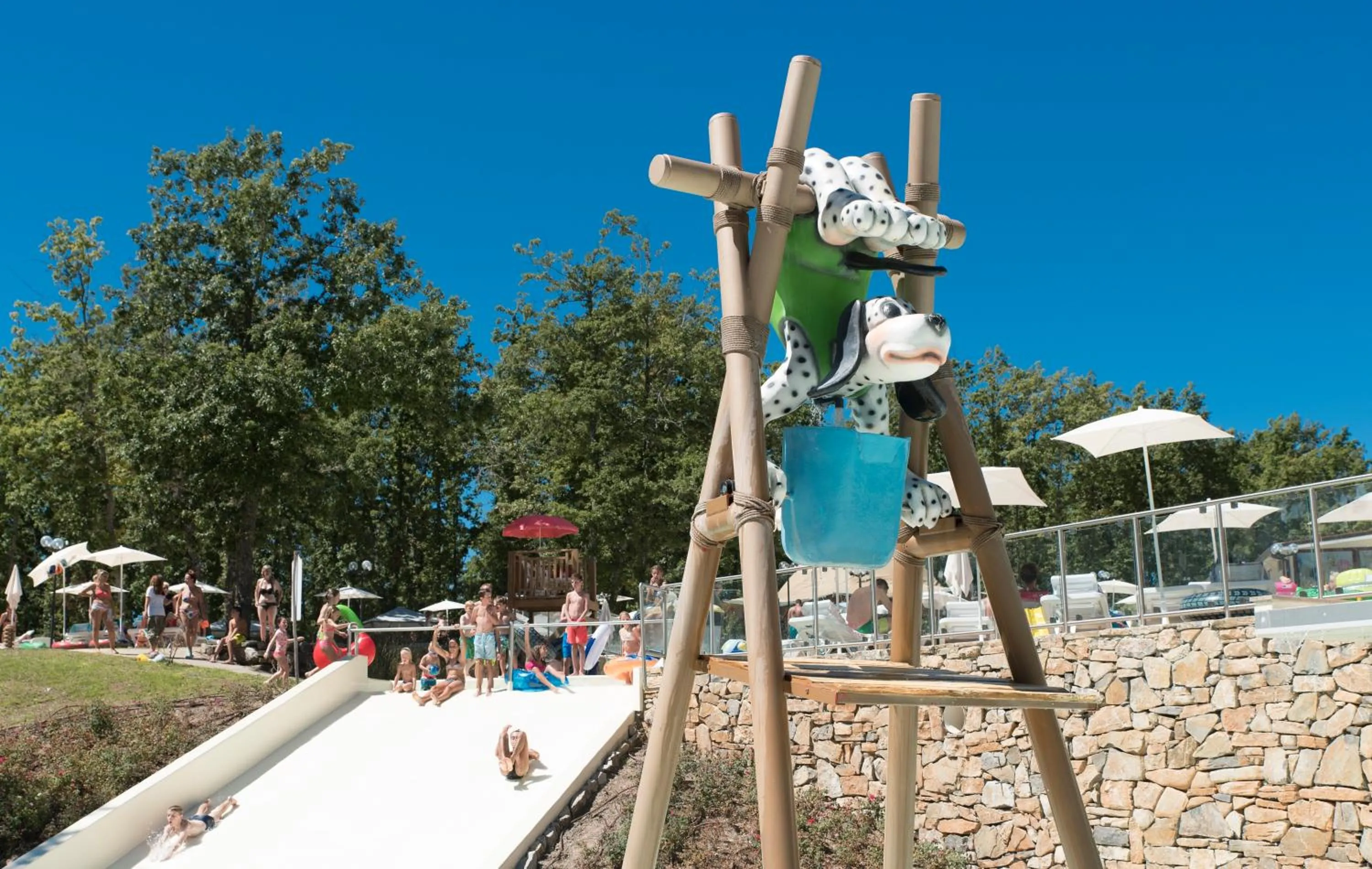 Swimming pool in Chianti Glamping Resort