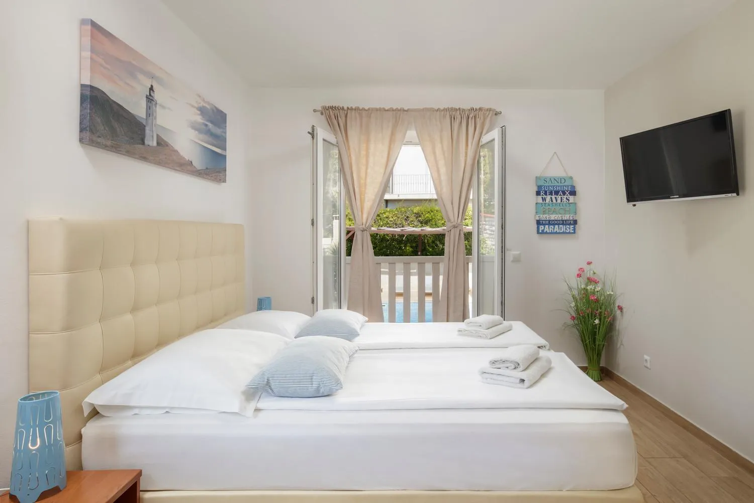 Bed in Villa Mediterranea