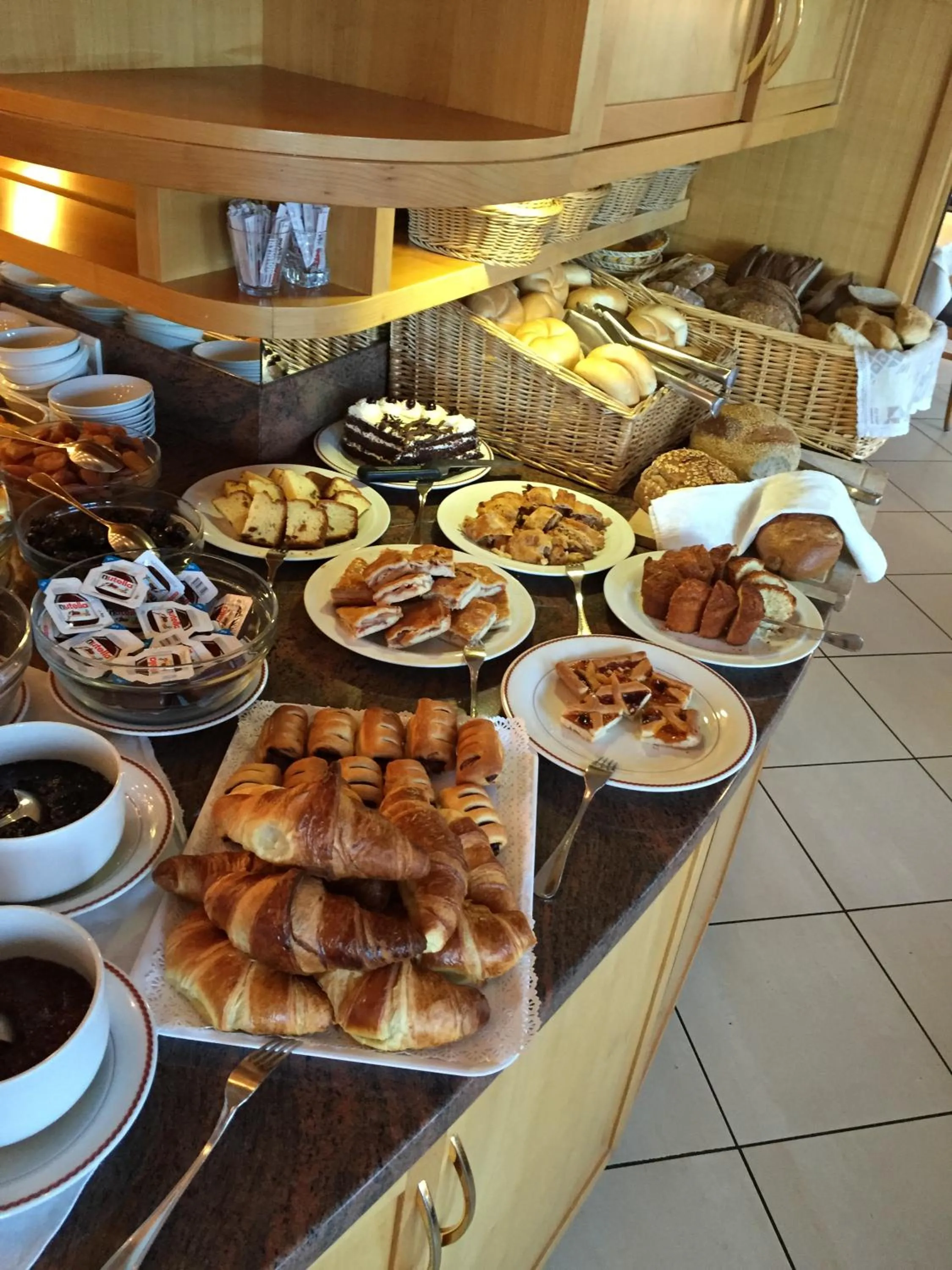 Breakfast in Hotel Tenz