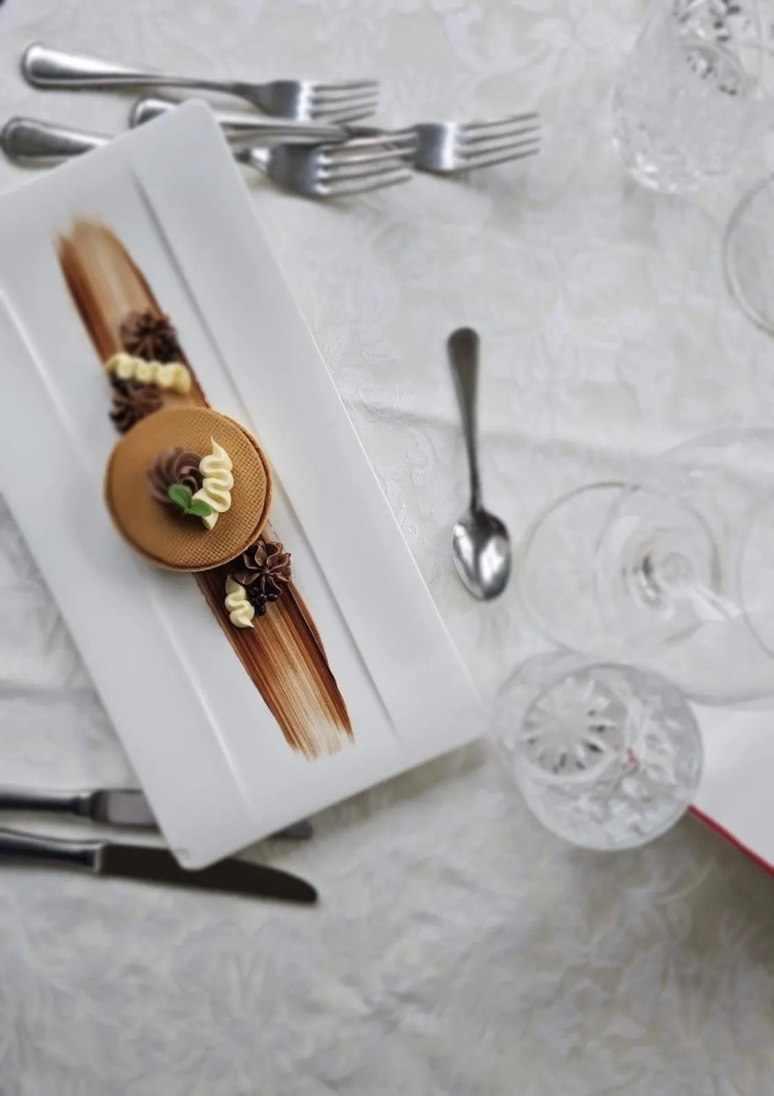 Restaurant/places to eat in Hotel Tenz