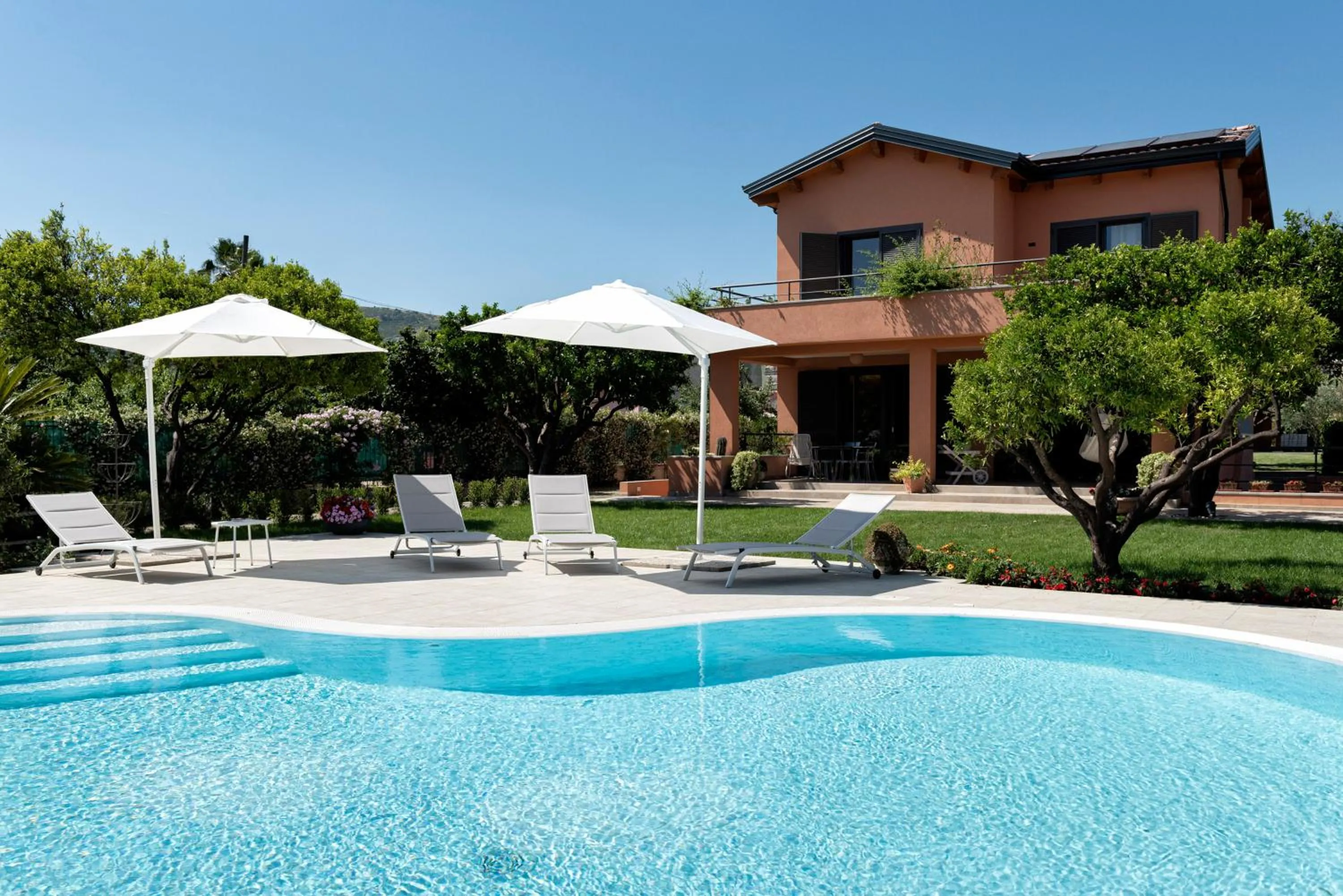 Le Monachelle Luxury