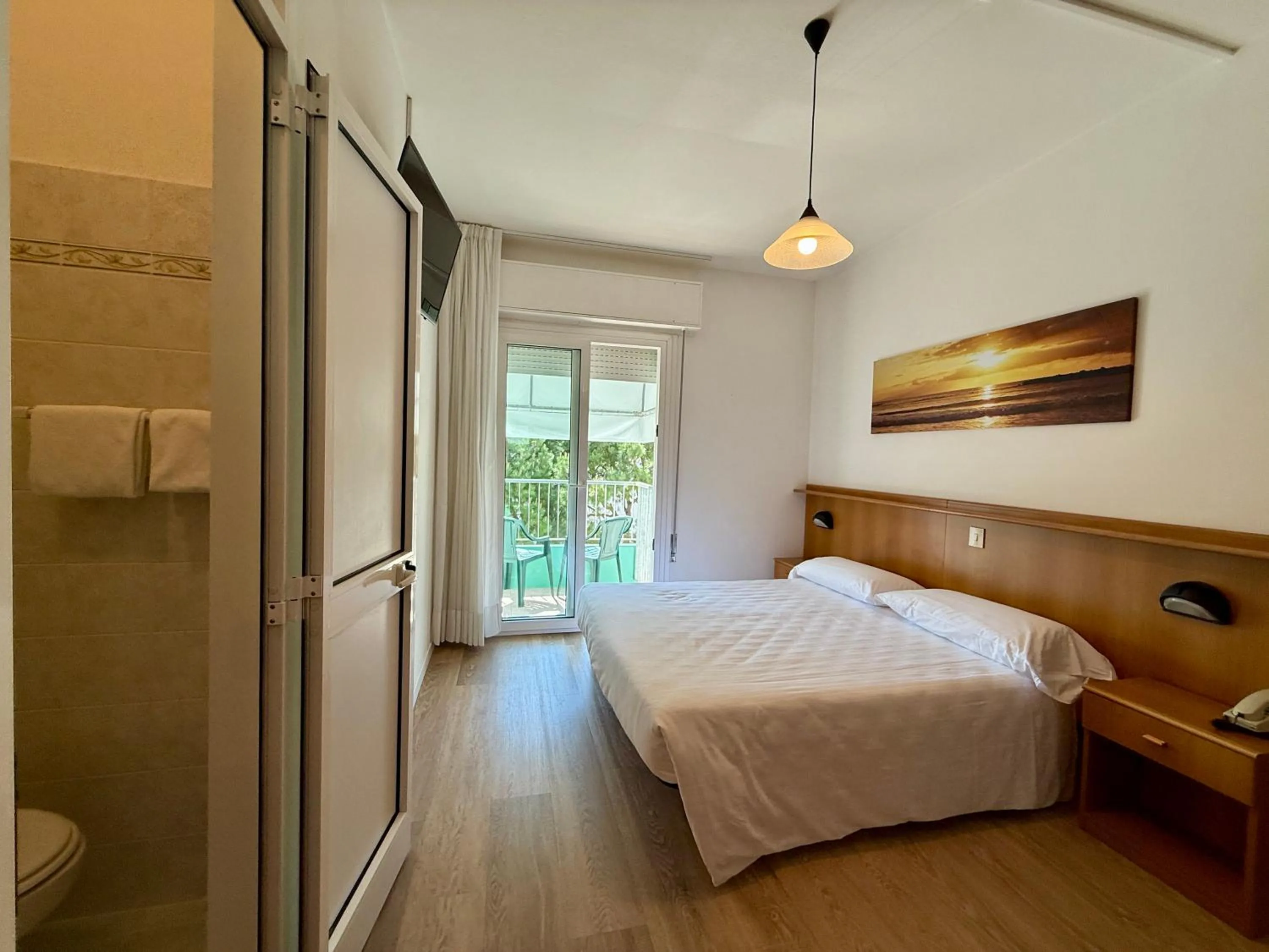 Balcony/Terrace, Bed in Hotel Palme