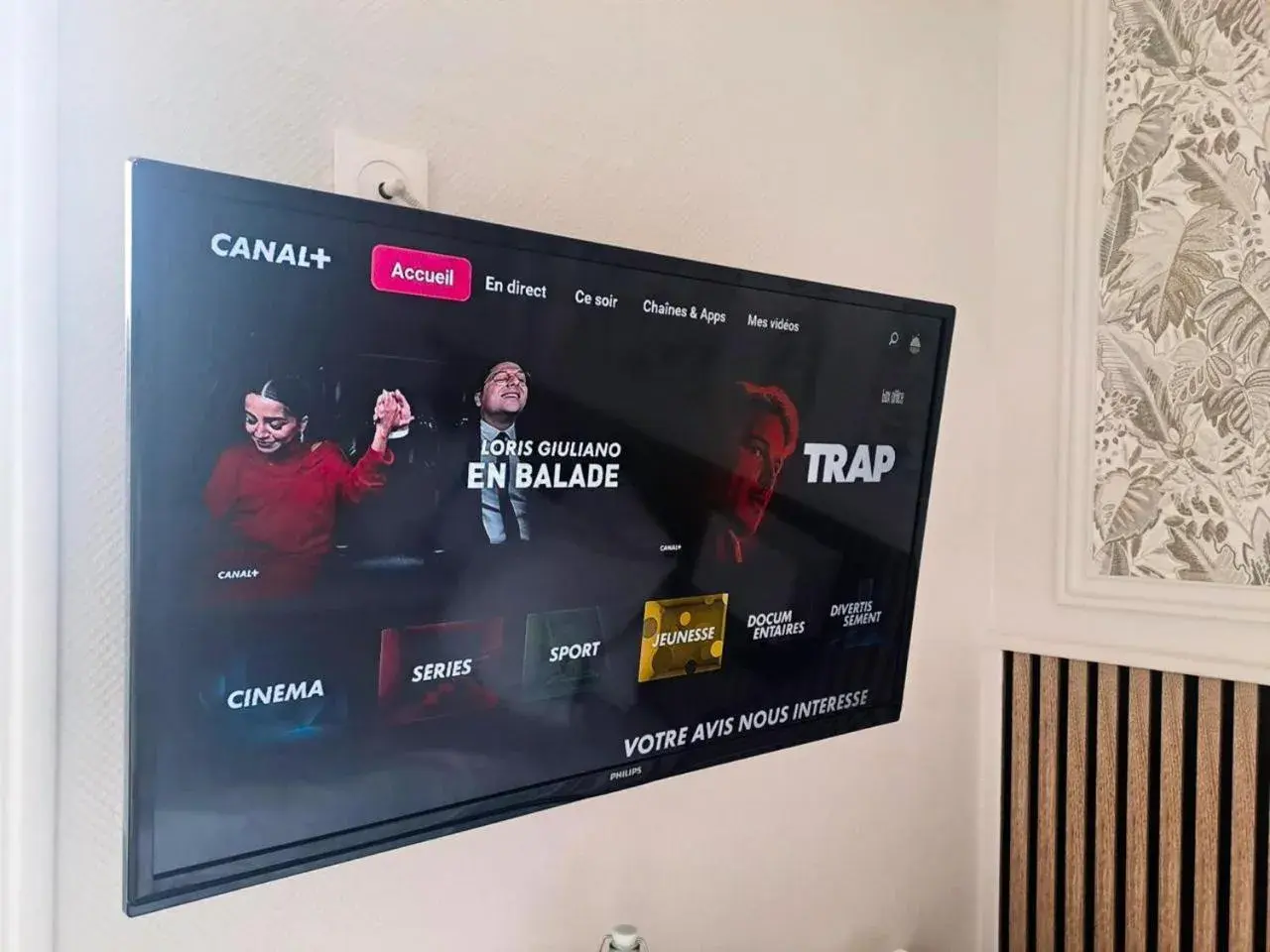 Twin Room in Hôtel Le Lion D'or Twin Room in Hôtel Le Lion D'or