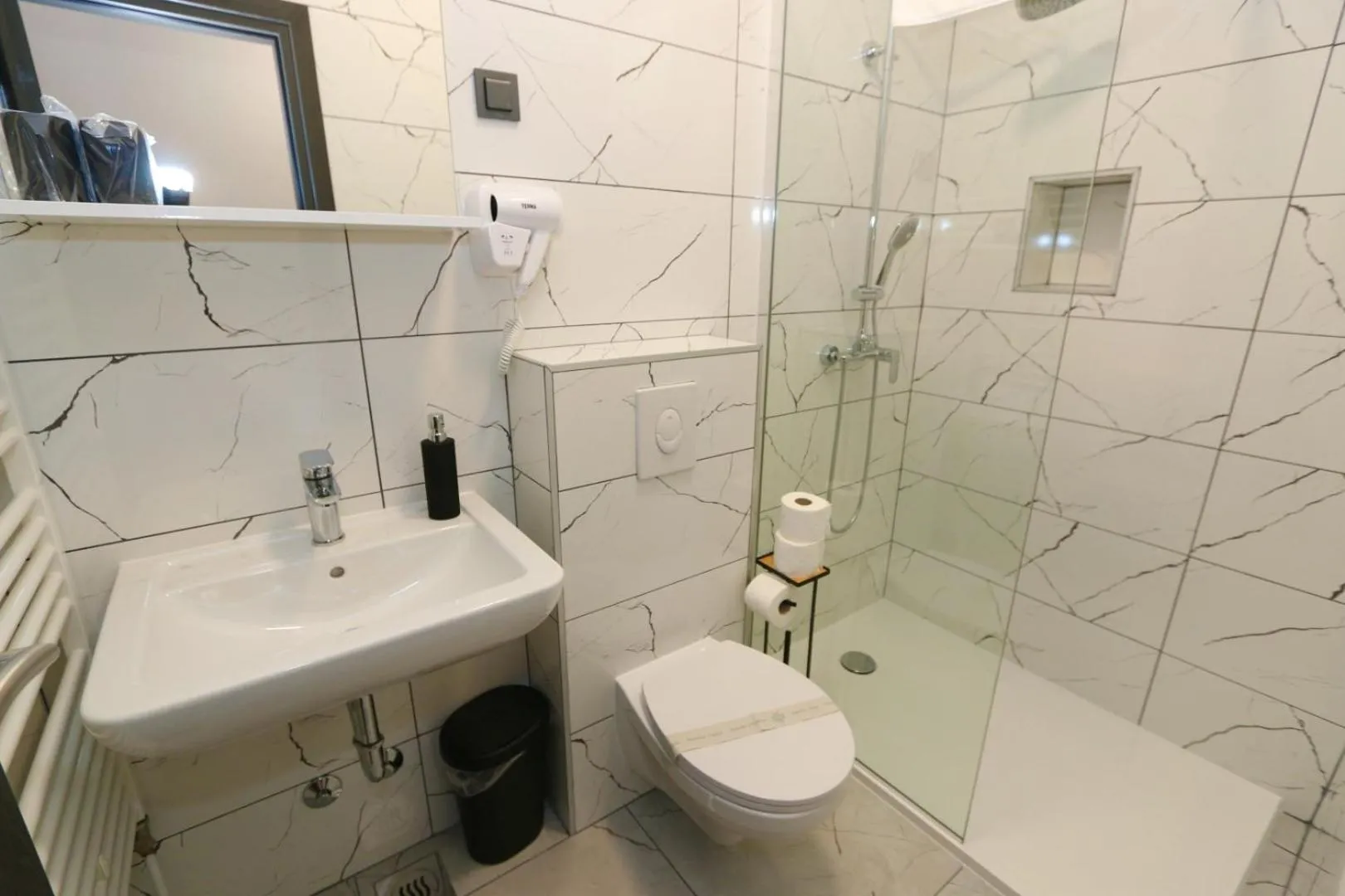 Double Room with Terrace and Mountain View in Pansion Comfort Sidro