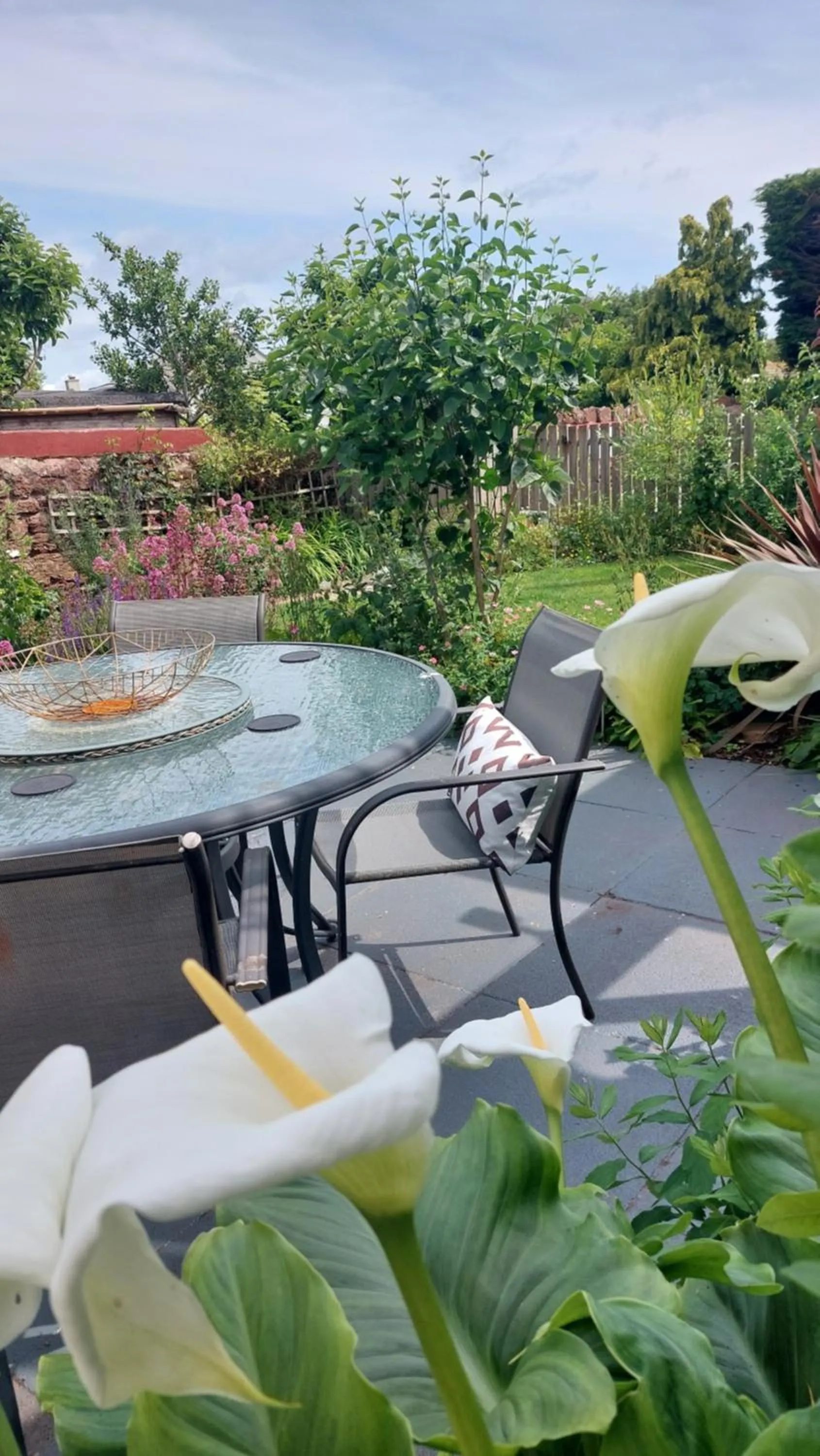 Garden in Two Beaches