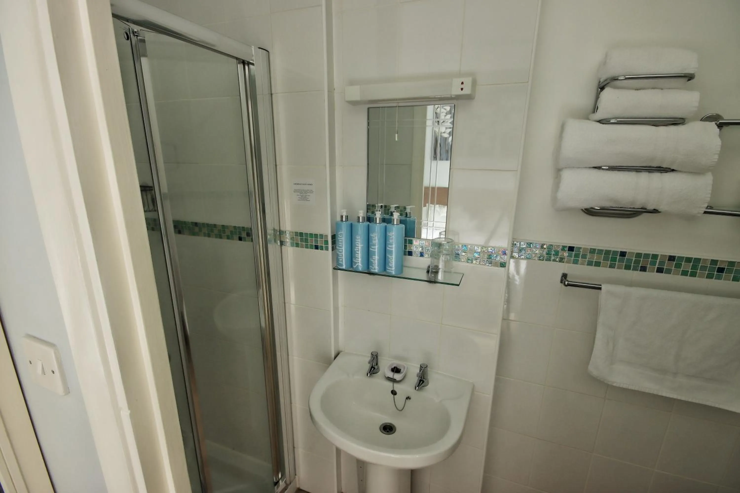 Bathroom in Two Beaches