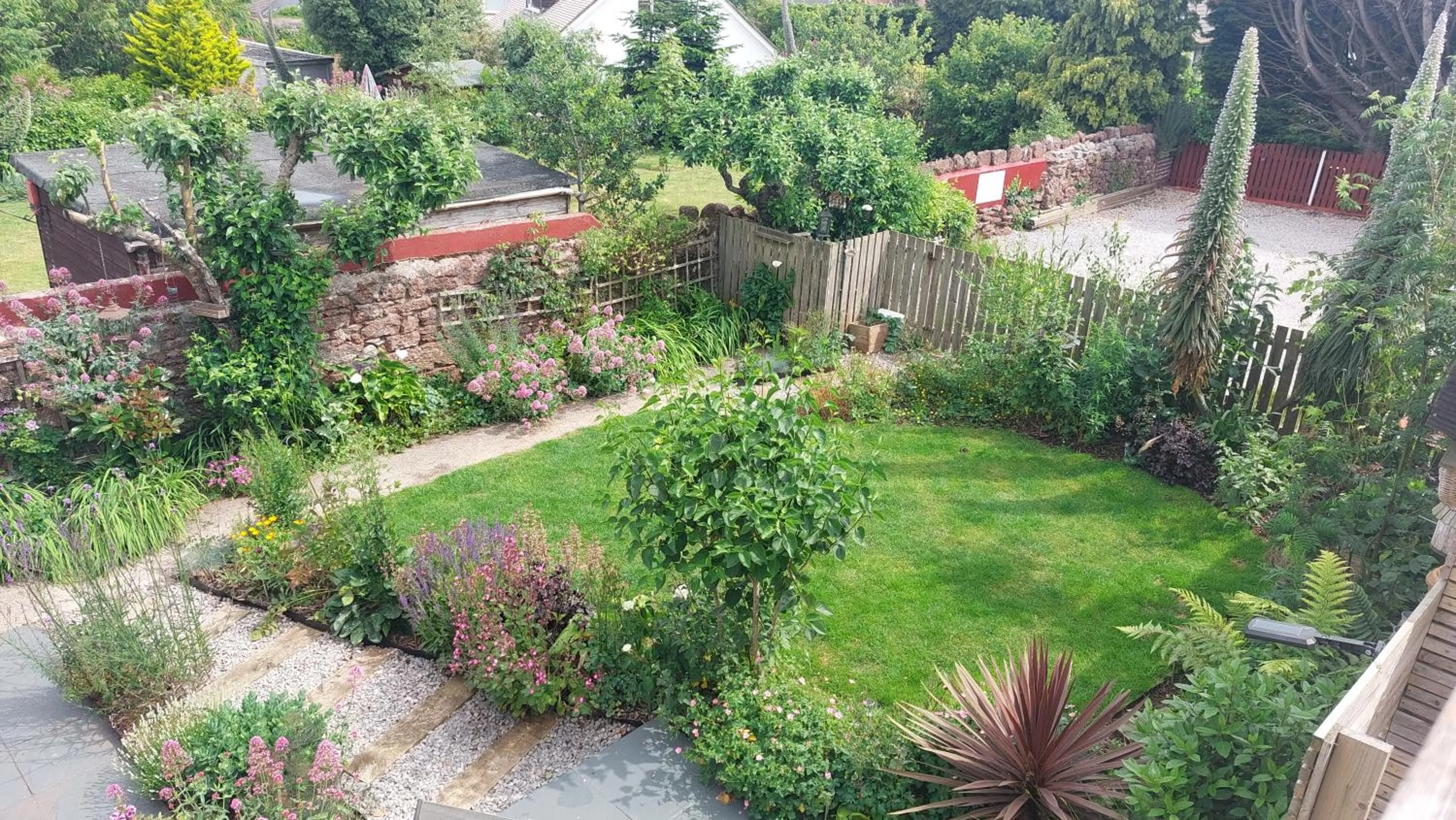 Garden in Two Beaches