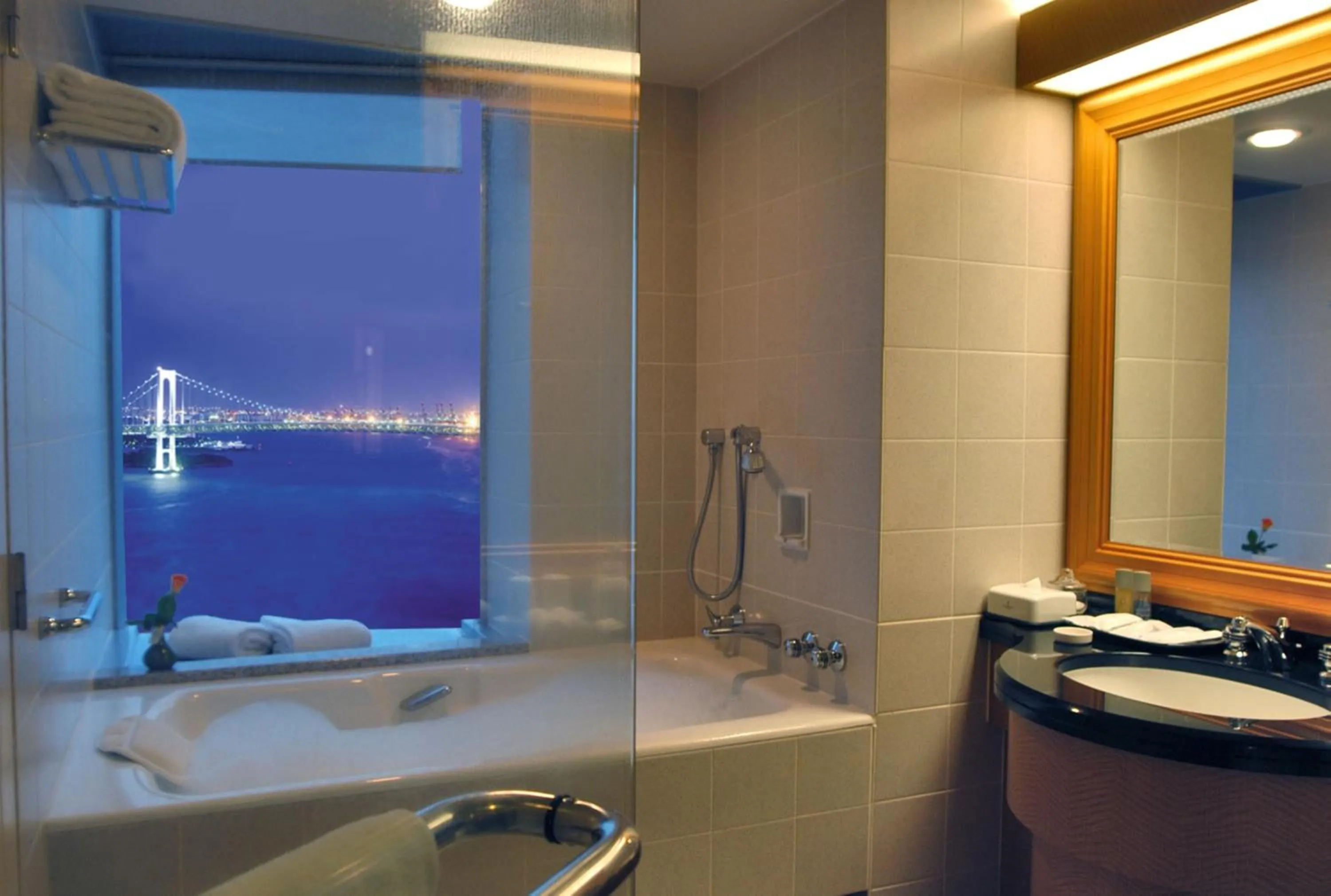 Bathroom in InterContinental Tokyo Bay by IHG