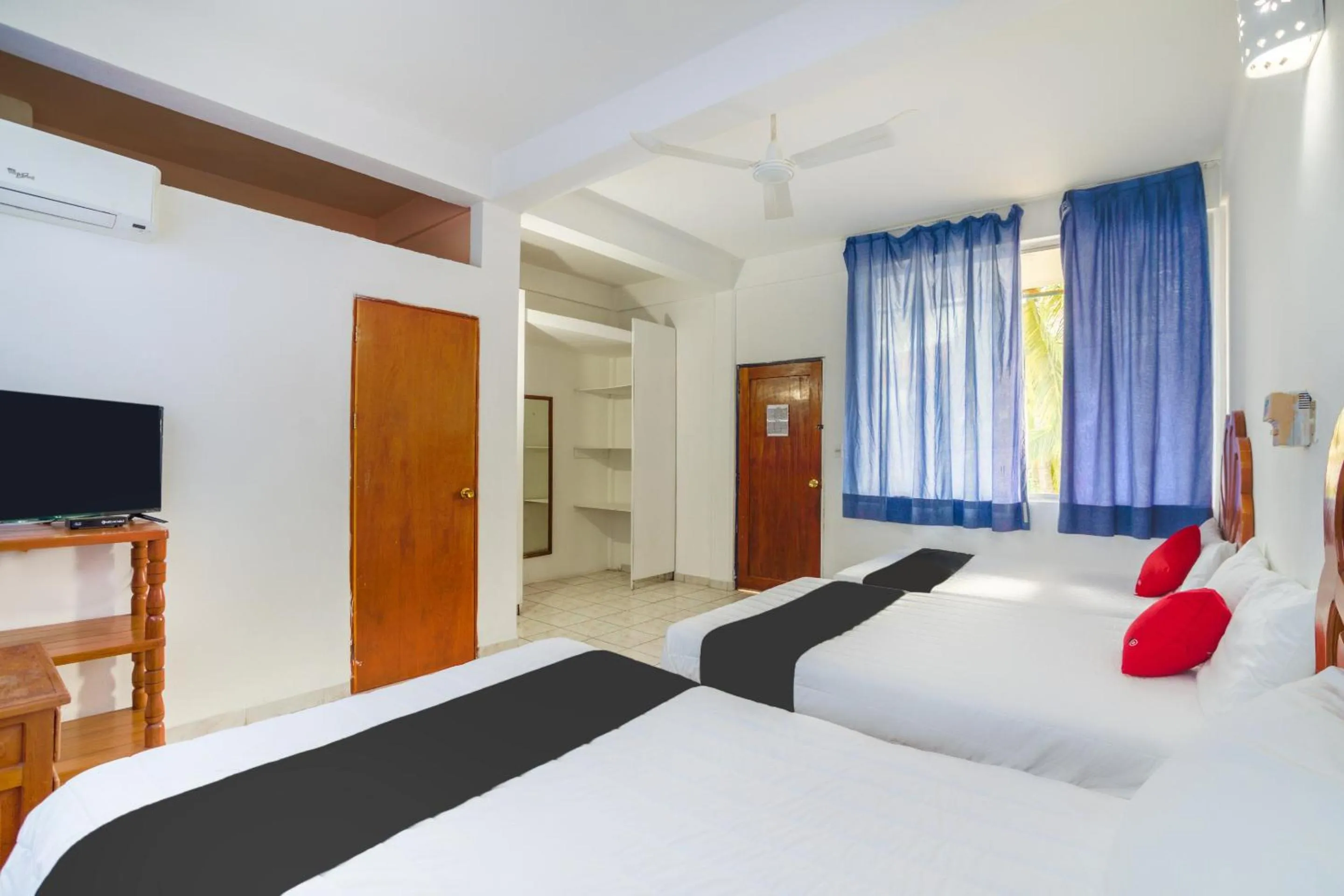 Bedroom, Bed in Hotel Adelita