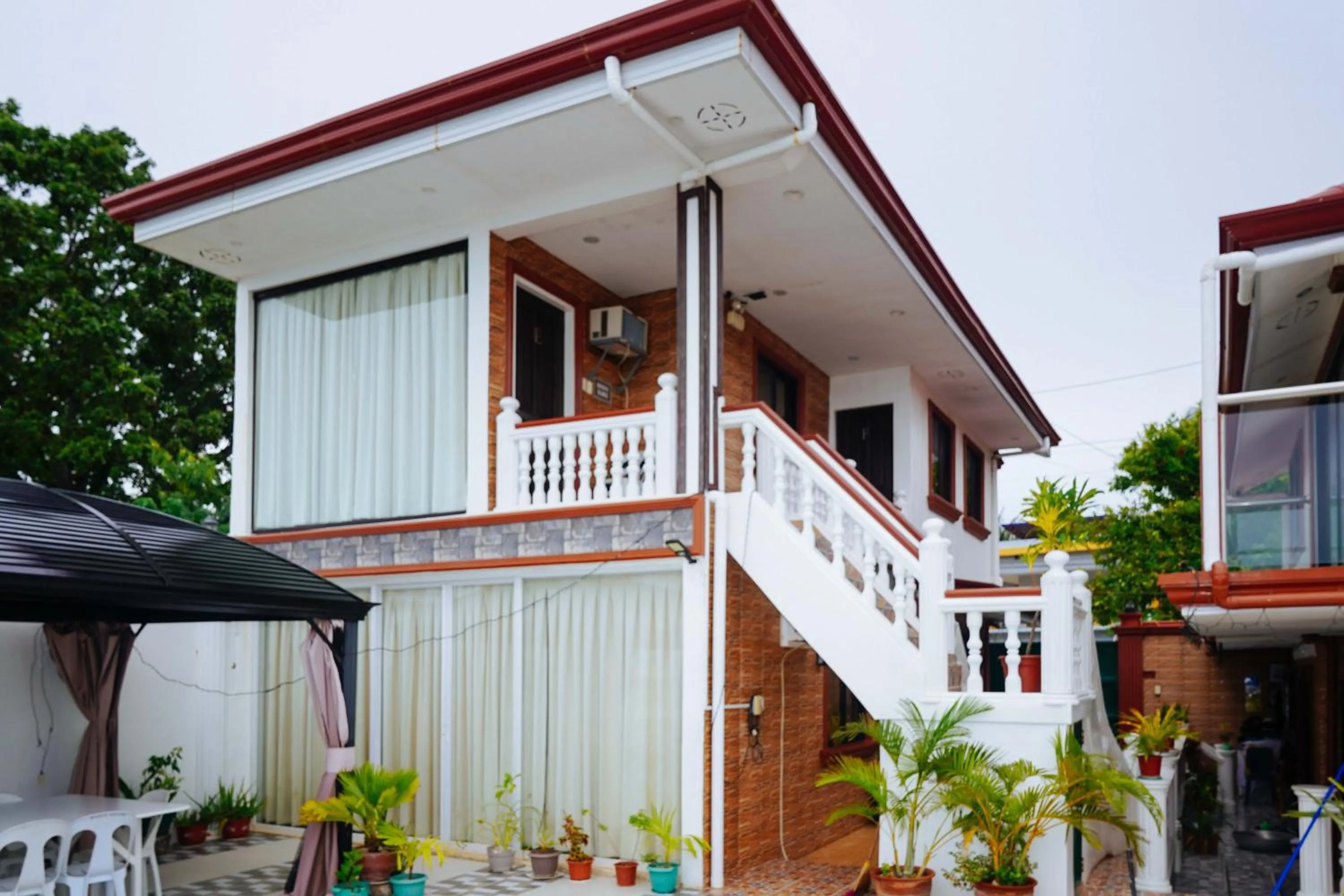 Property building in RedDoorz Plus at Billy's Resort Oslob