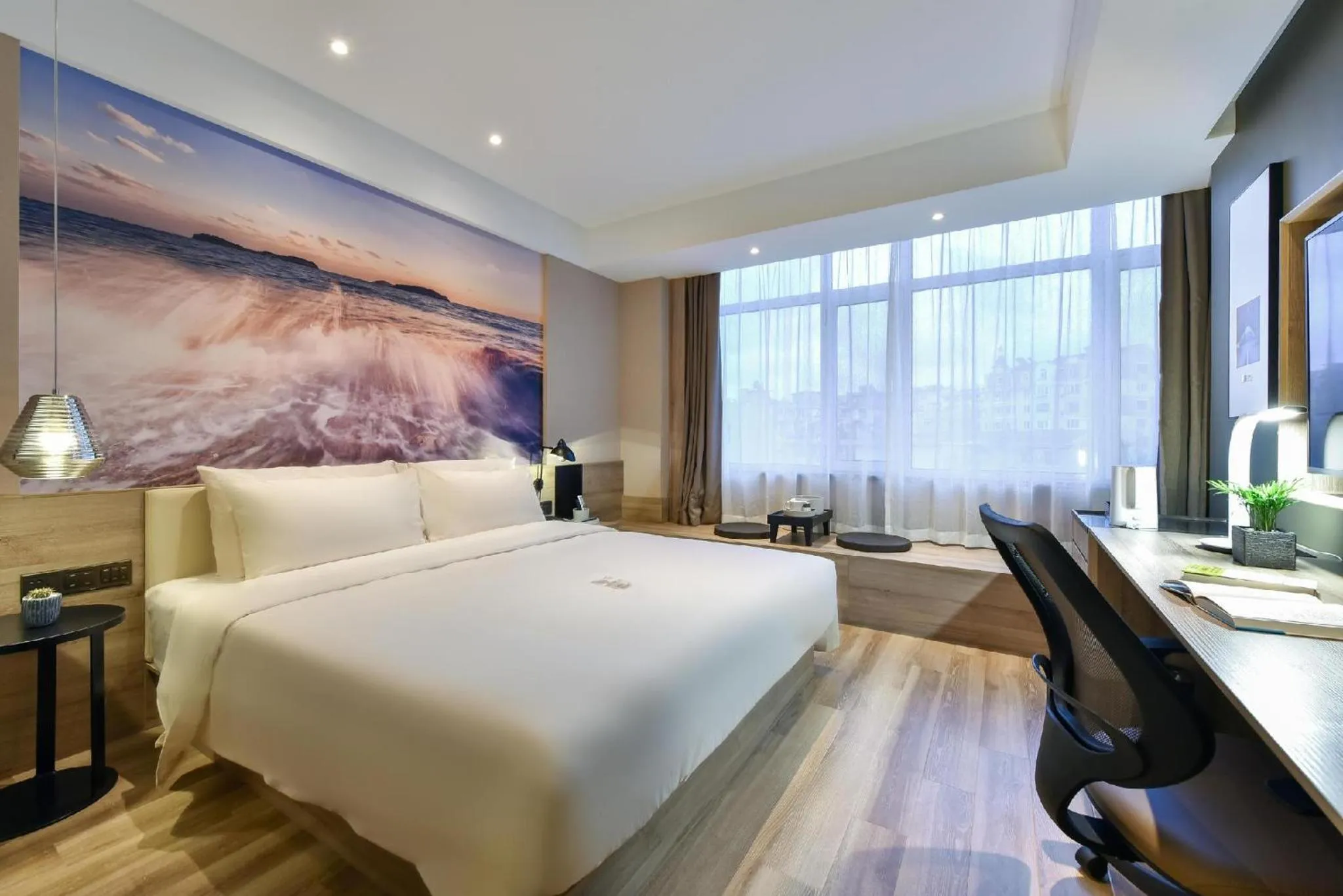 Photo of the whole room, Bed in Atour Hotel Dalian Lvshunkou
