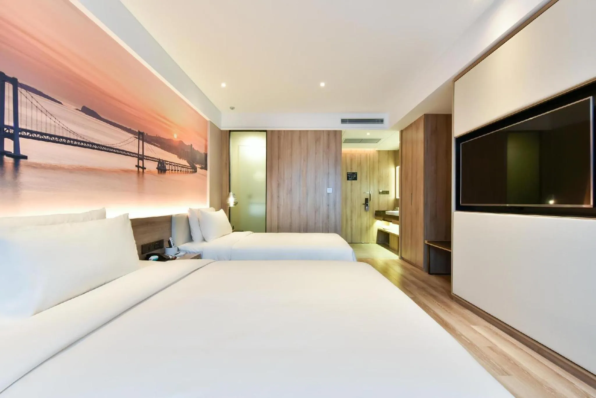 Photo of the whole room, Bed in Atour Hotel Dalian Lvshunkou