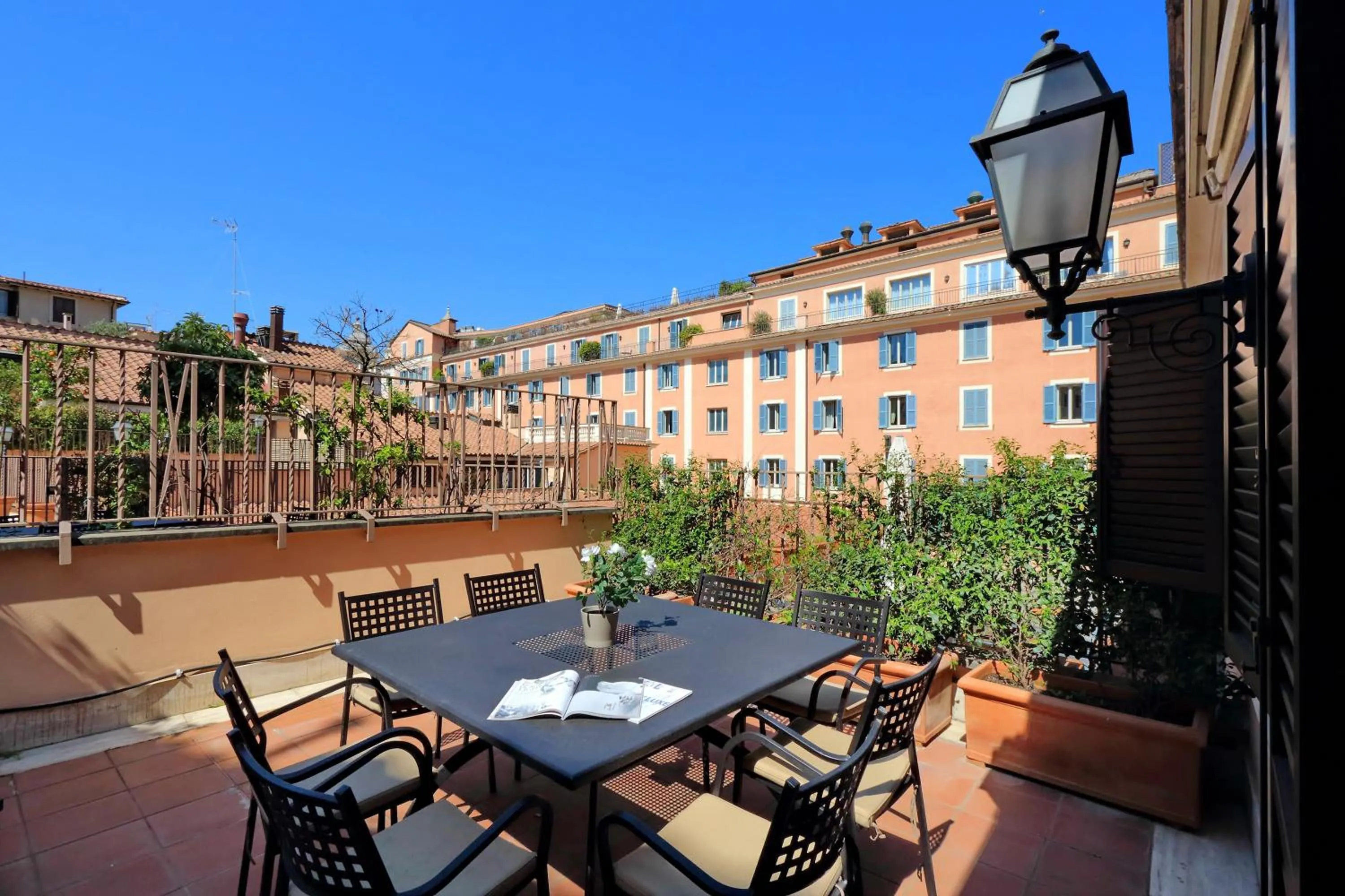 Piazzetta Margutta - My Extra Home