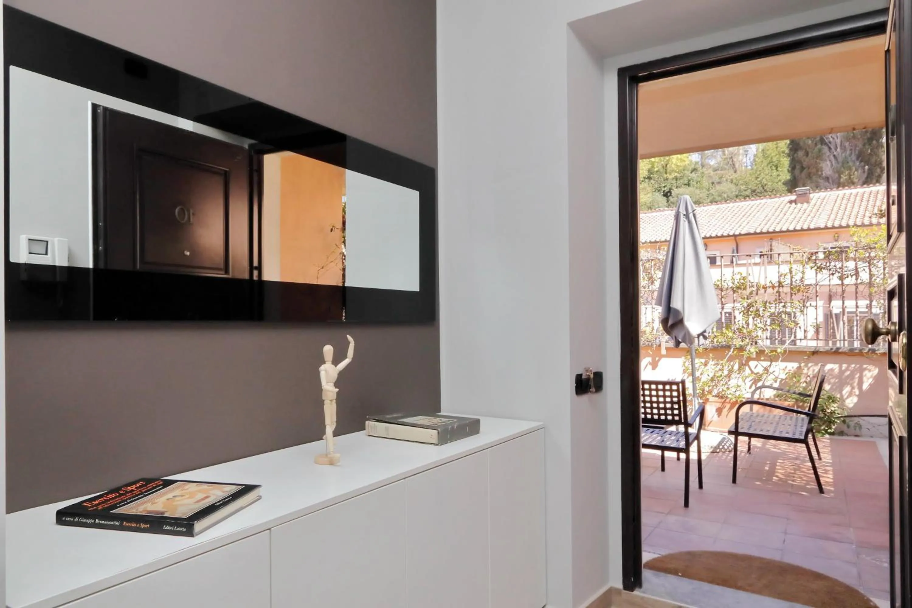 Piazzetta Margutta - My Extra Home