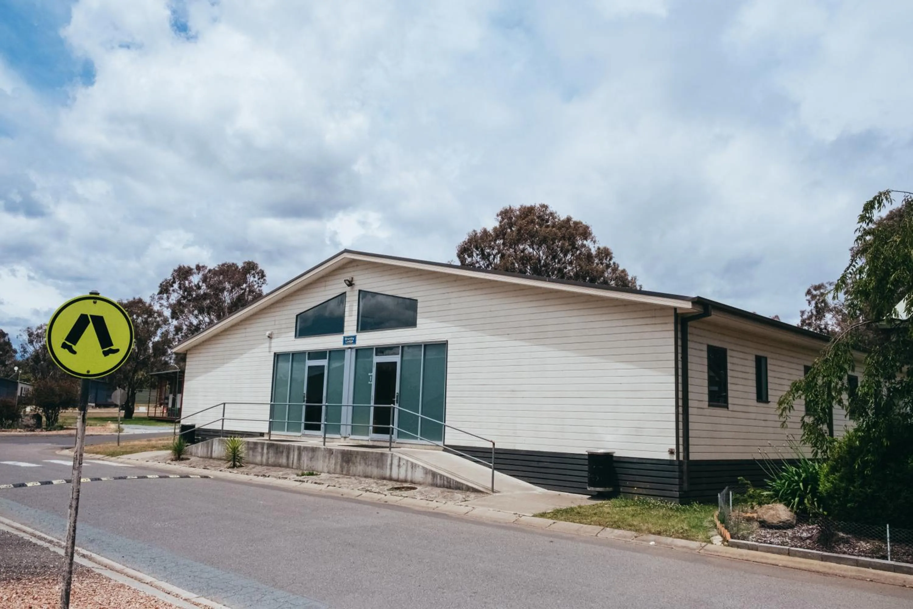 Property building in Eaglehawk Park Canberra