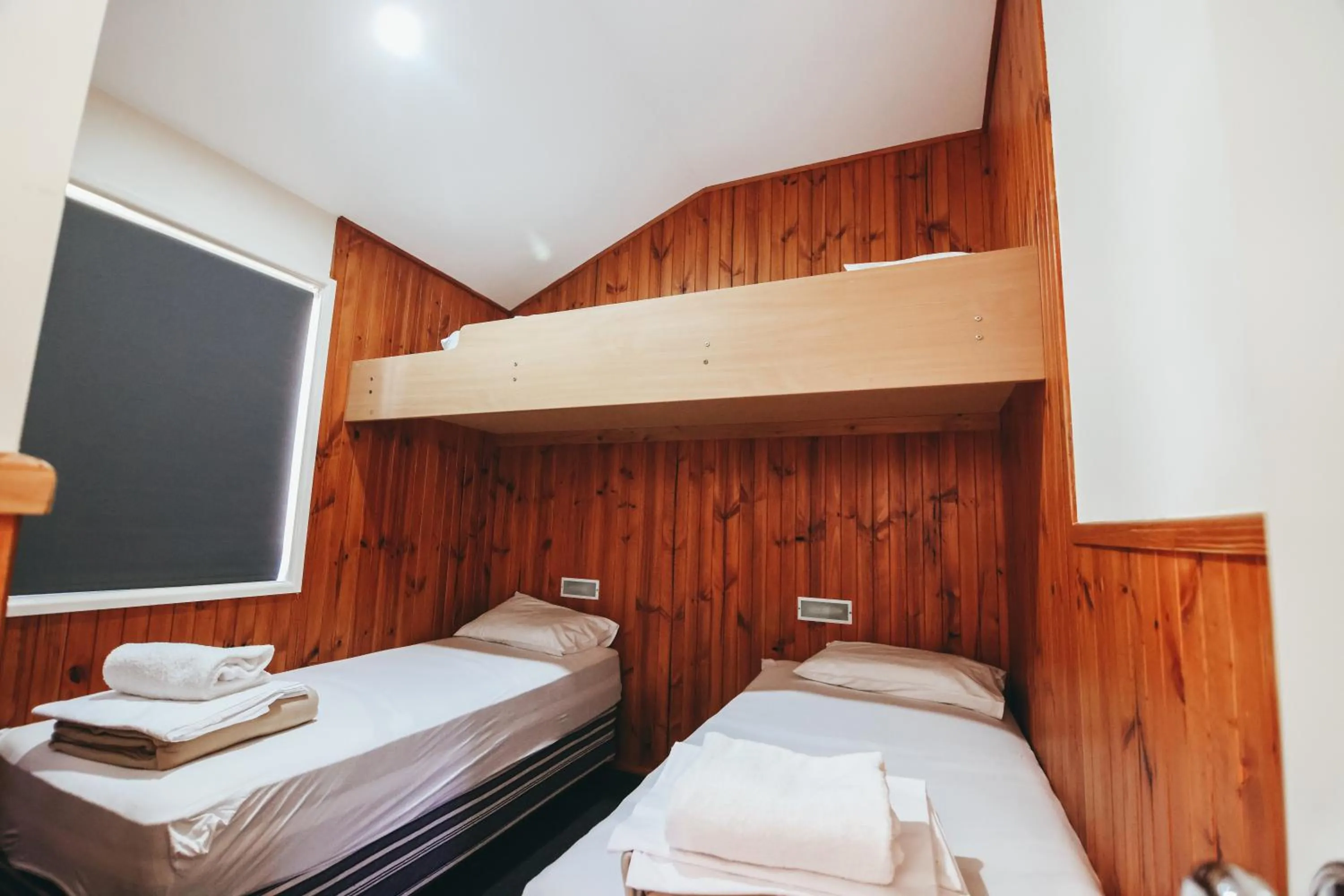 Bedroom, Bed in Eaglehawk Park Canberra