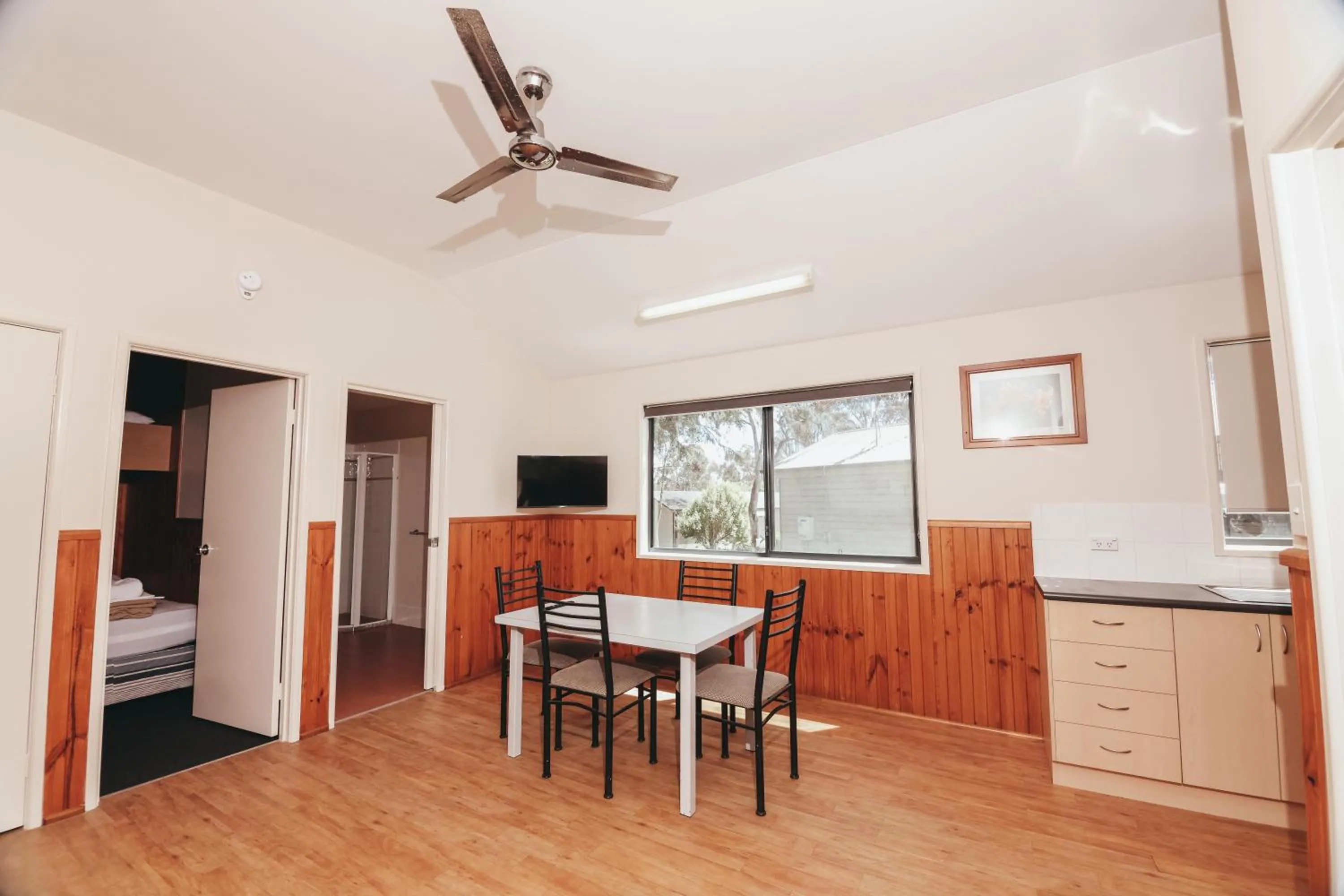Dining area in Eaglehawk Park Canberra