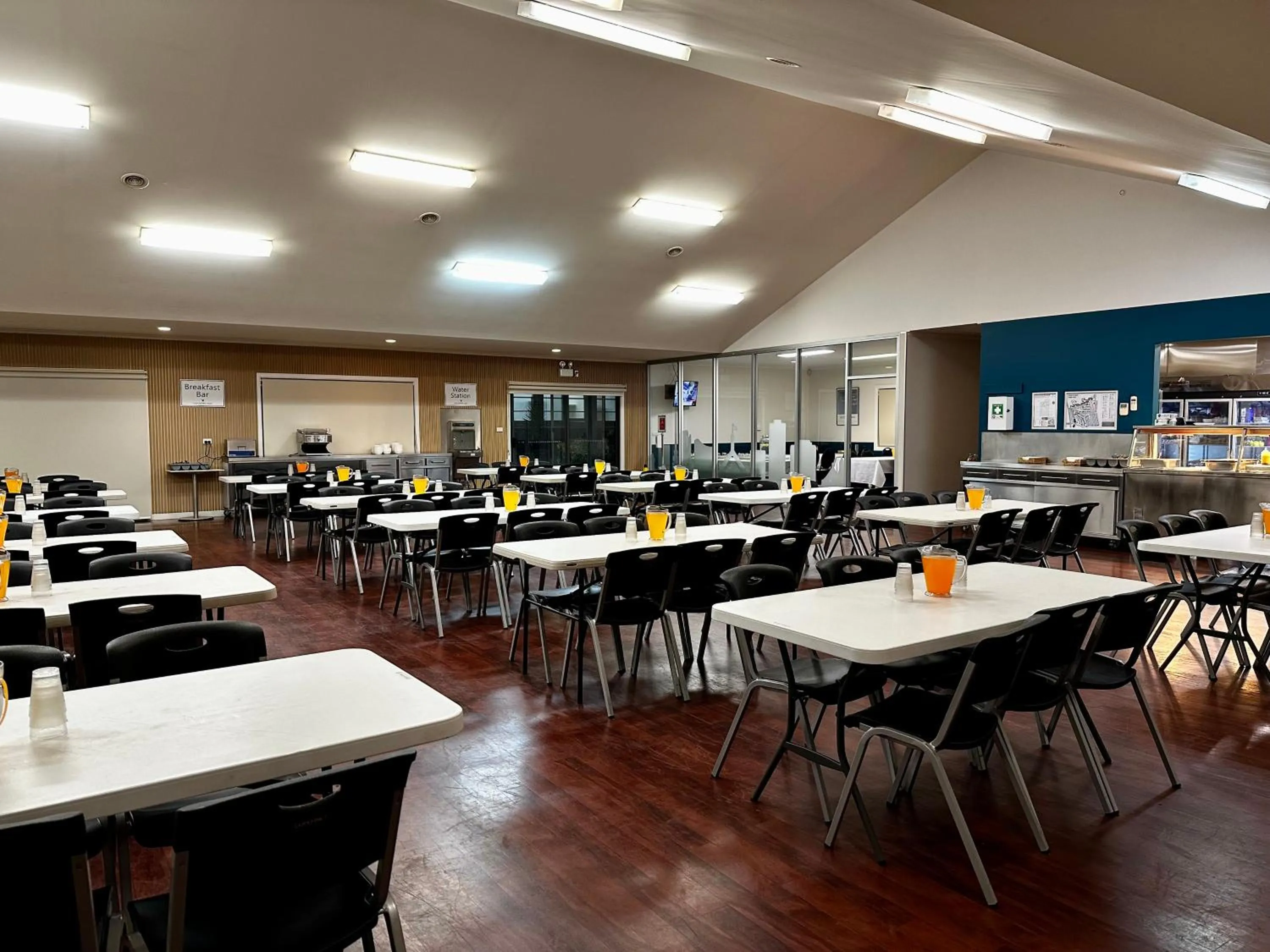 Restaurant/places to eat in Eaglehawk Park Canberra