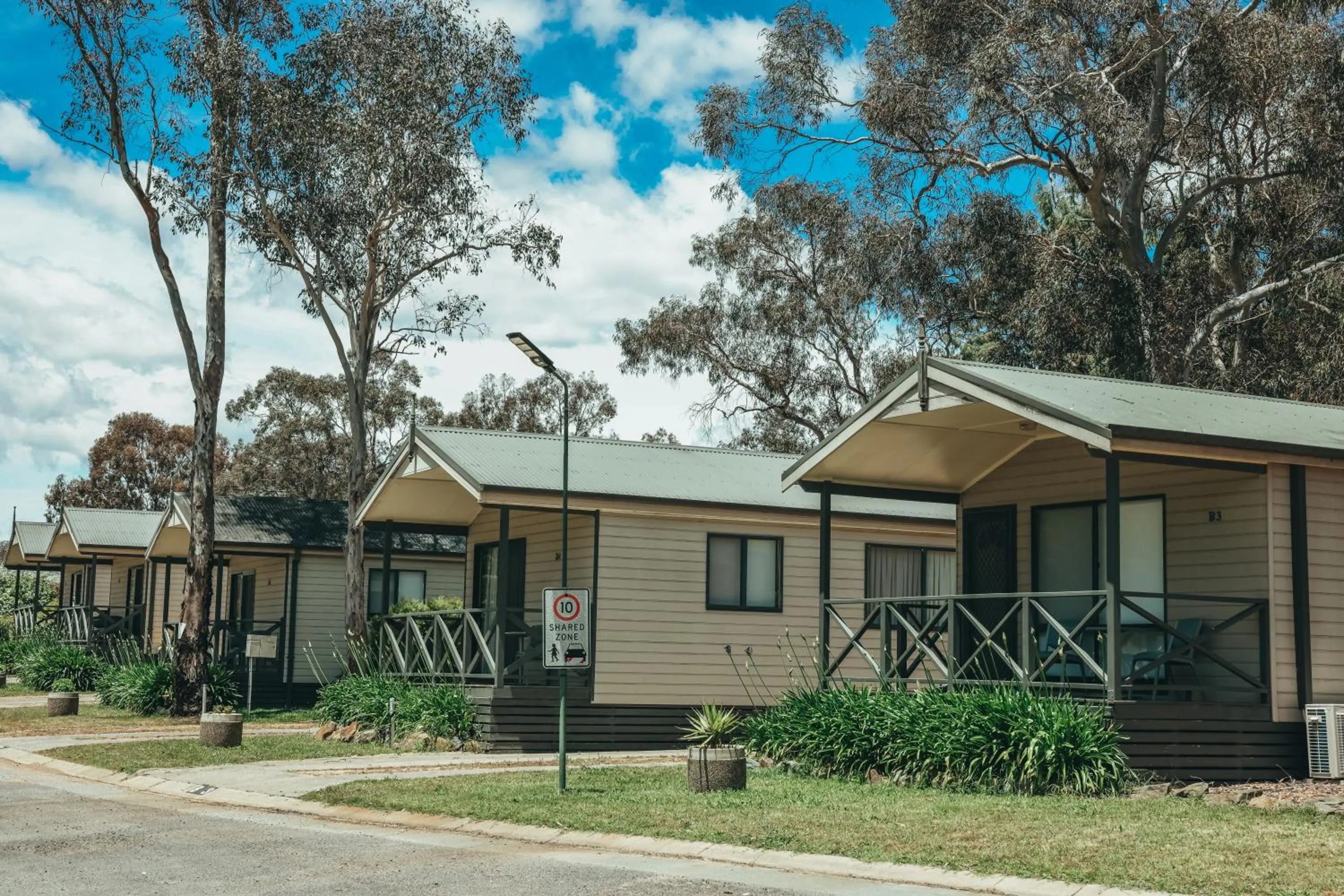 Property building in Eaglehawk Park Canberra