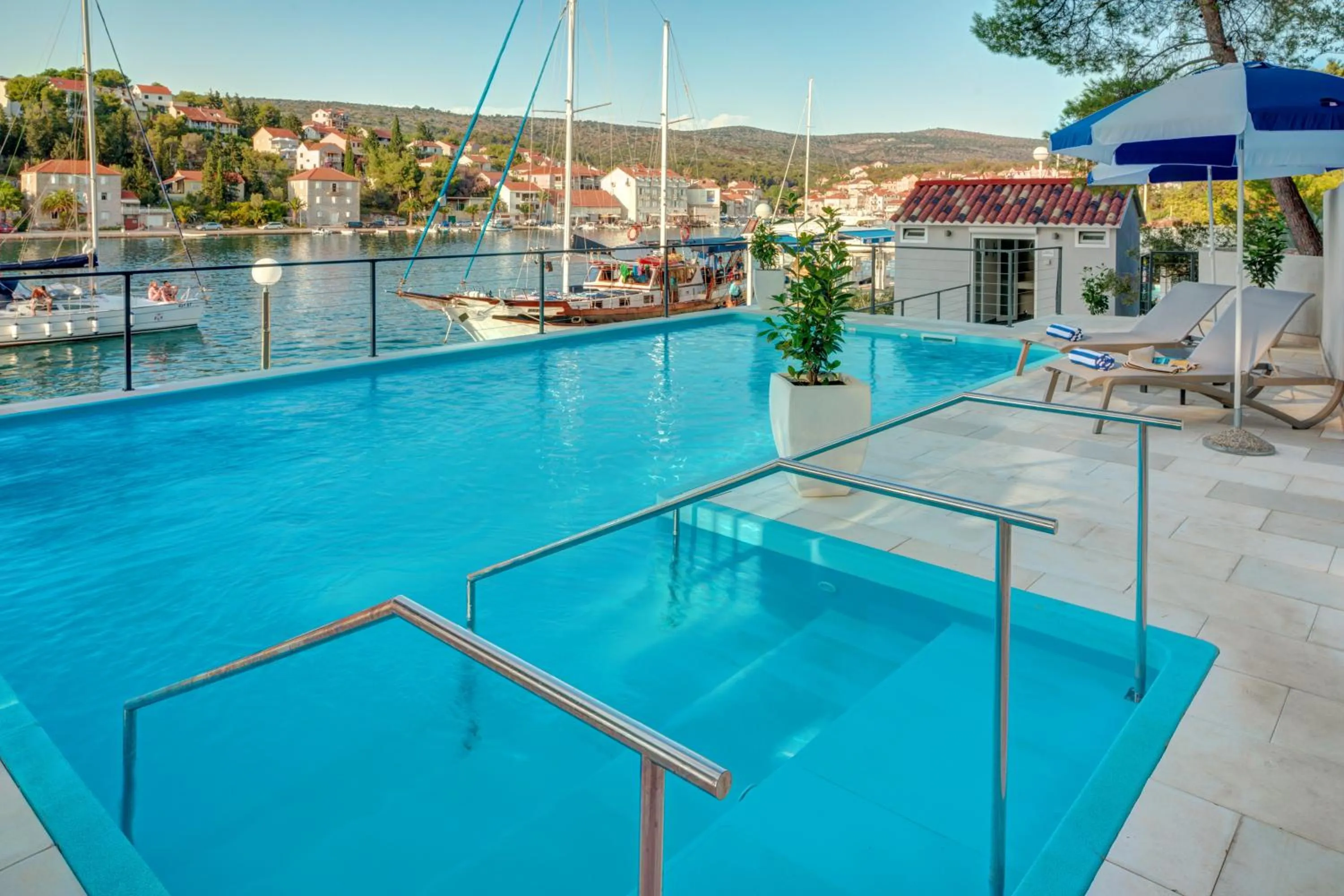 Swimming pool in Hotel Milna Osam - Adults Only