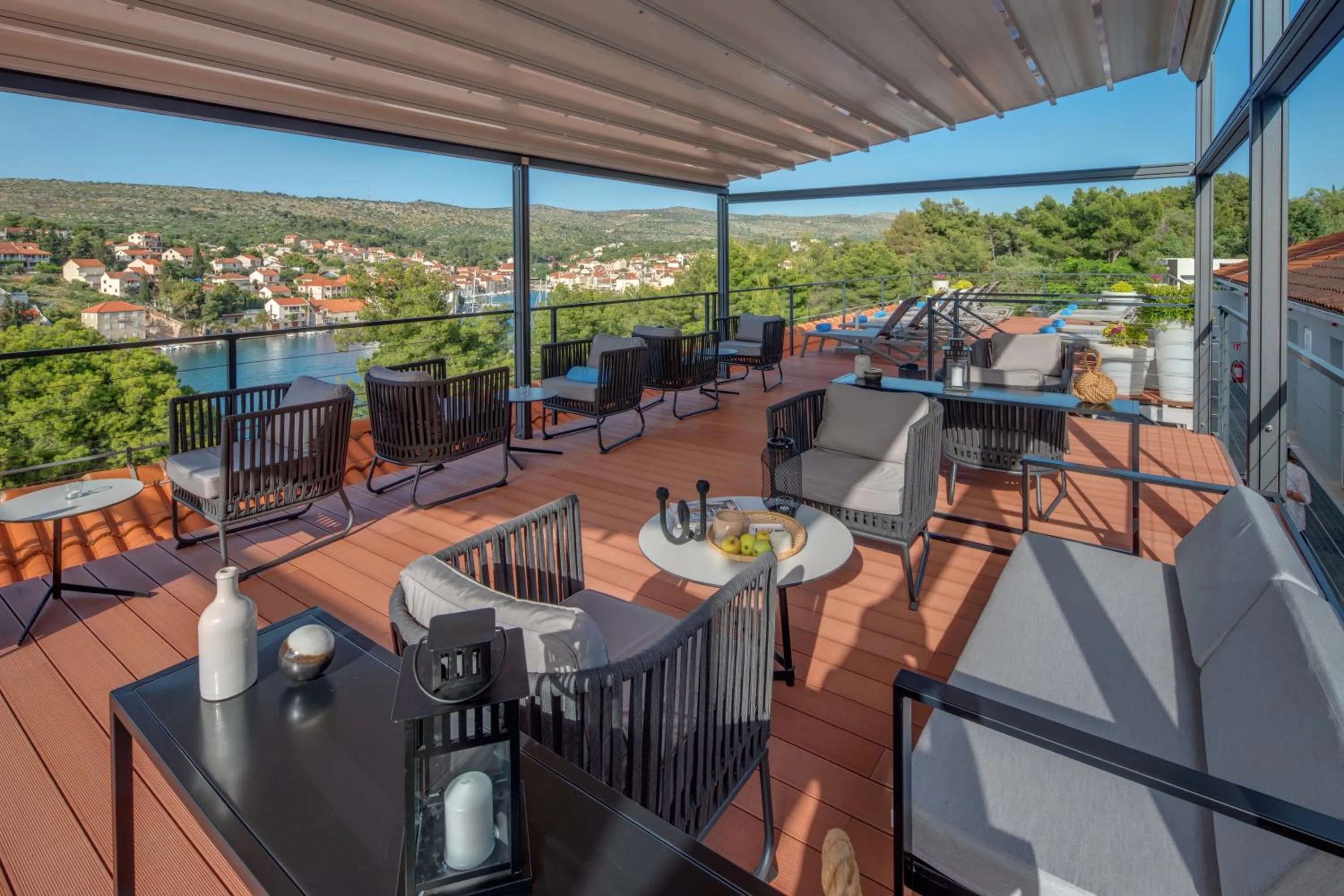 Patio in Hotel Milna Osam - Adults Only