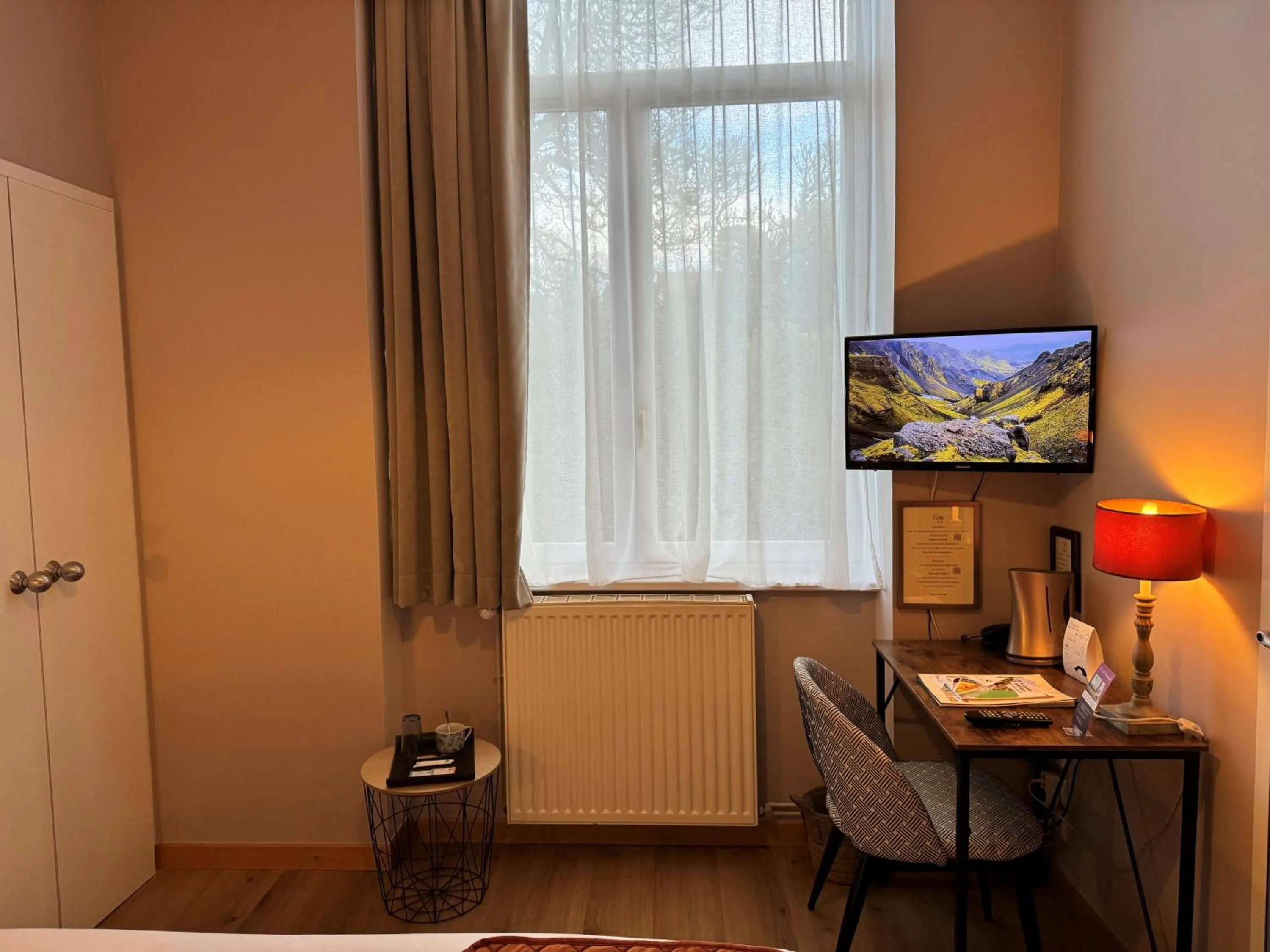 TV and multimedia, Bed in Hôtel Vintage