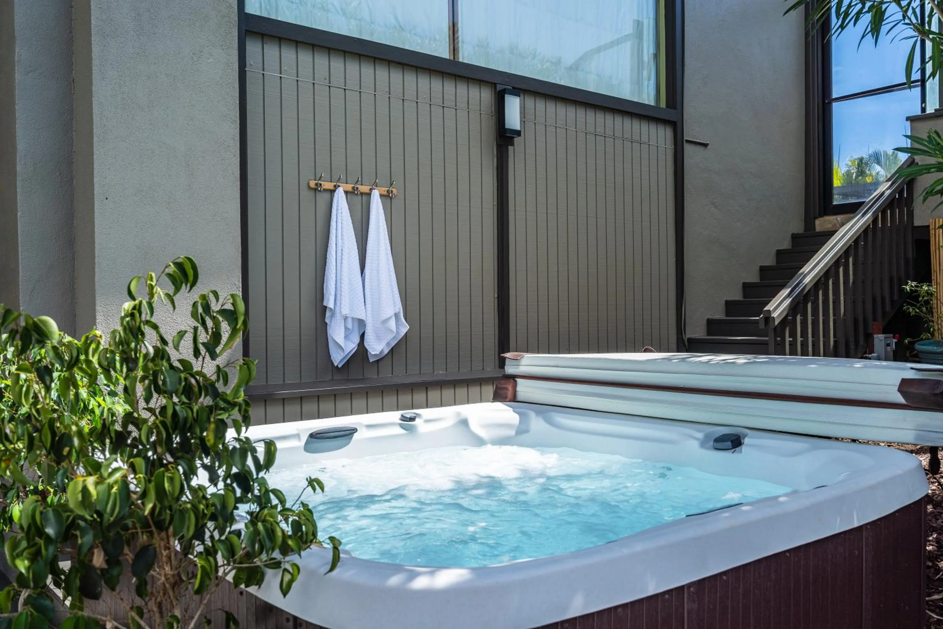 Noahs Hideaway Luxury B&B