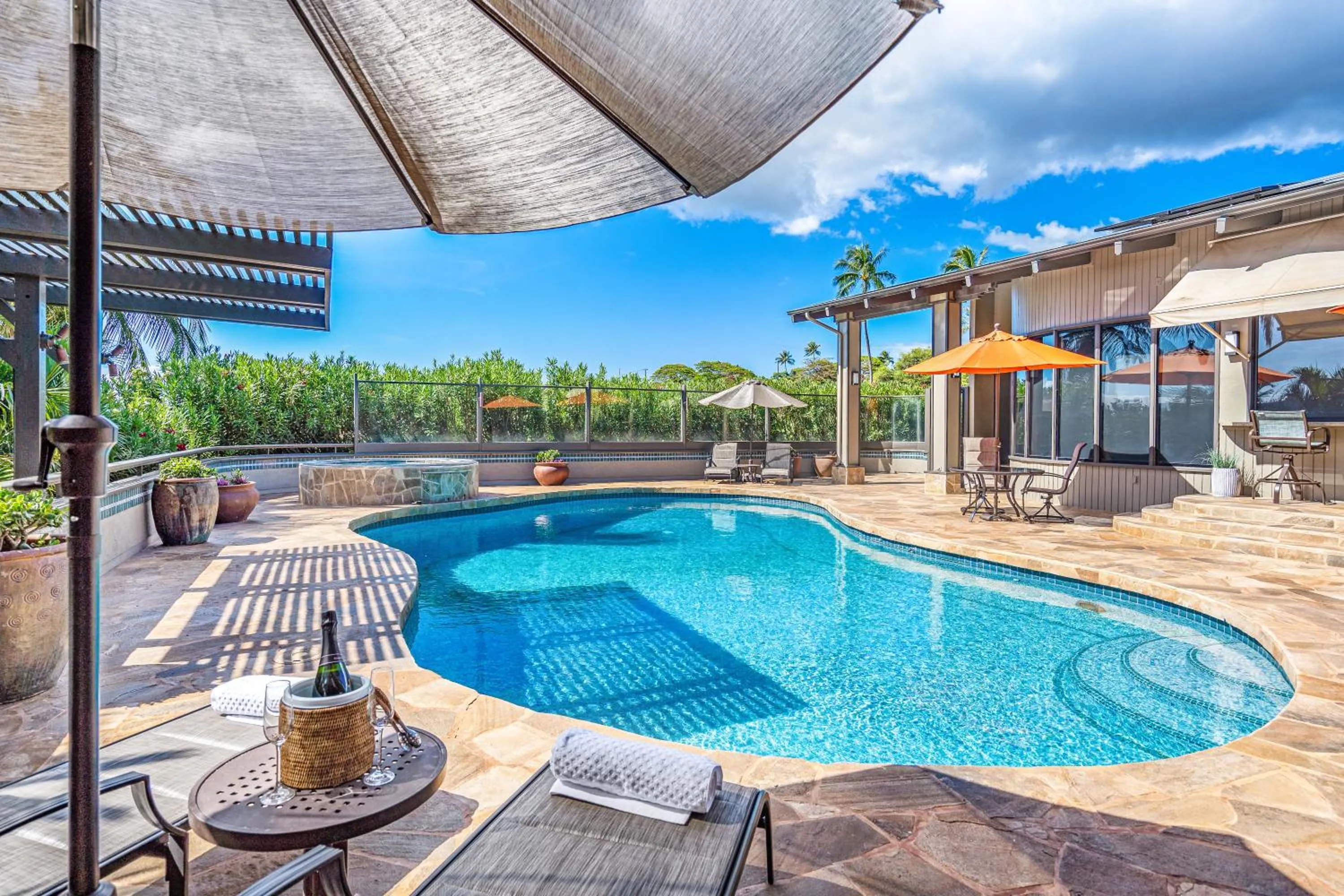 Noahs Hideaway Luxury B&B