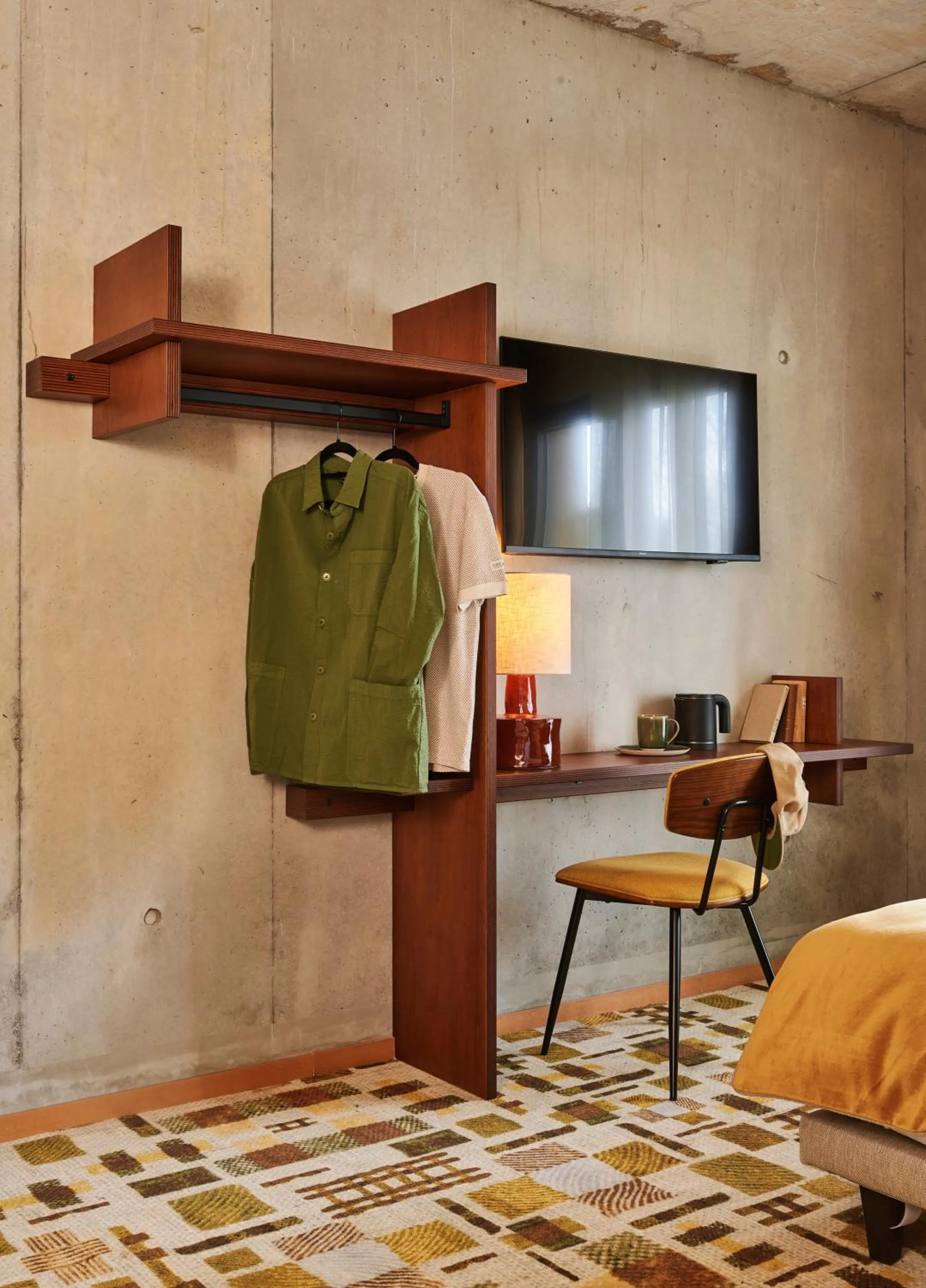 TV and multimedia, Bed in Hôtel Oré, Saint-Malo