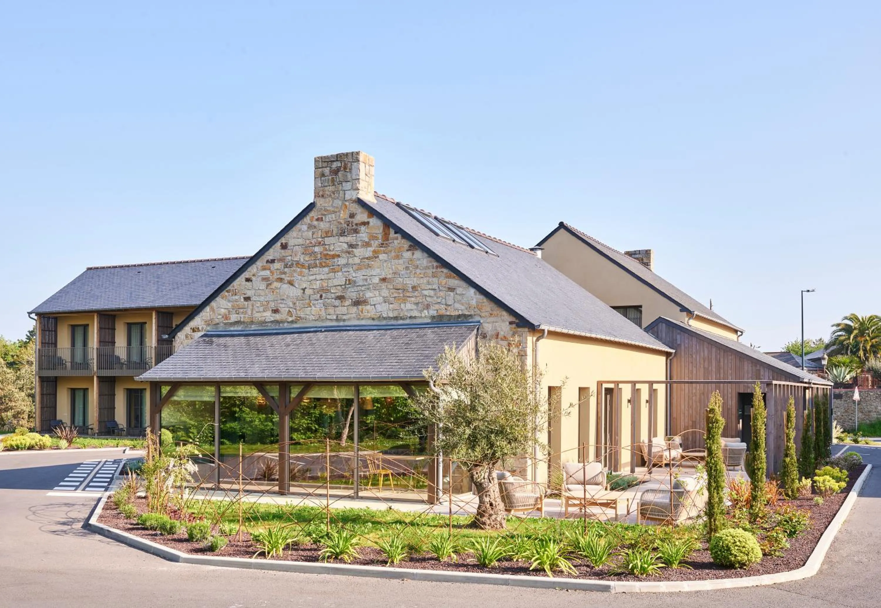 Property building in Hôtel Oré, Saint-Malo