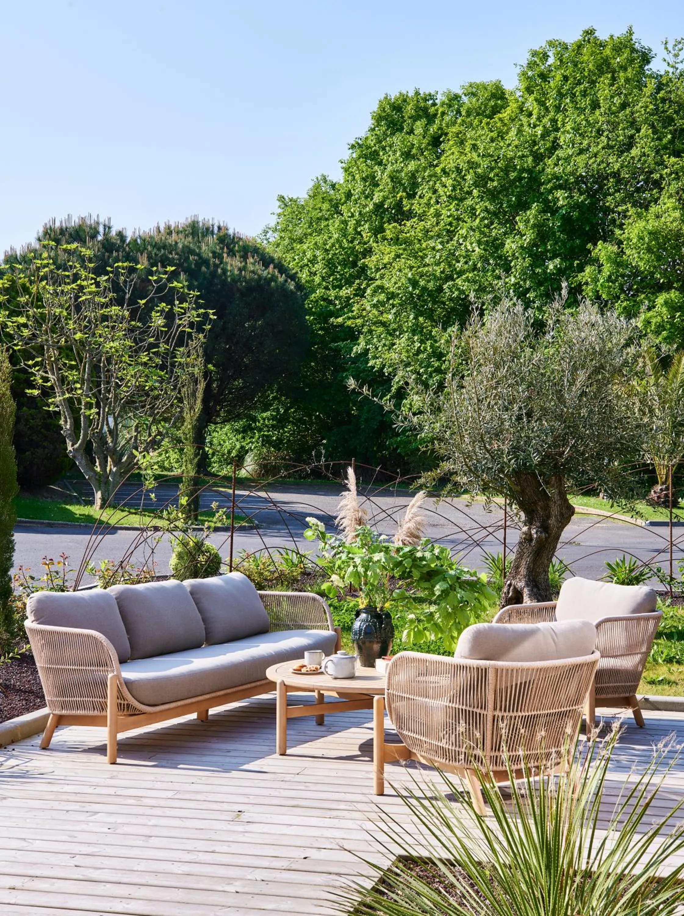 Patio in Hôtel Oré, Saint-Malo