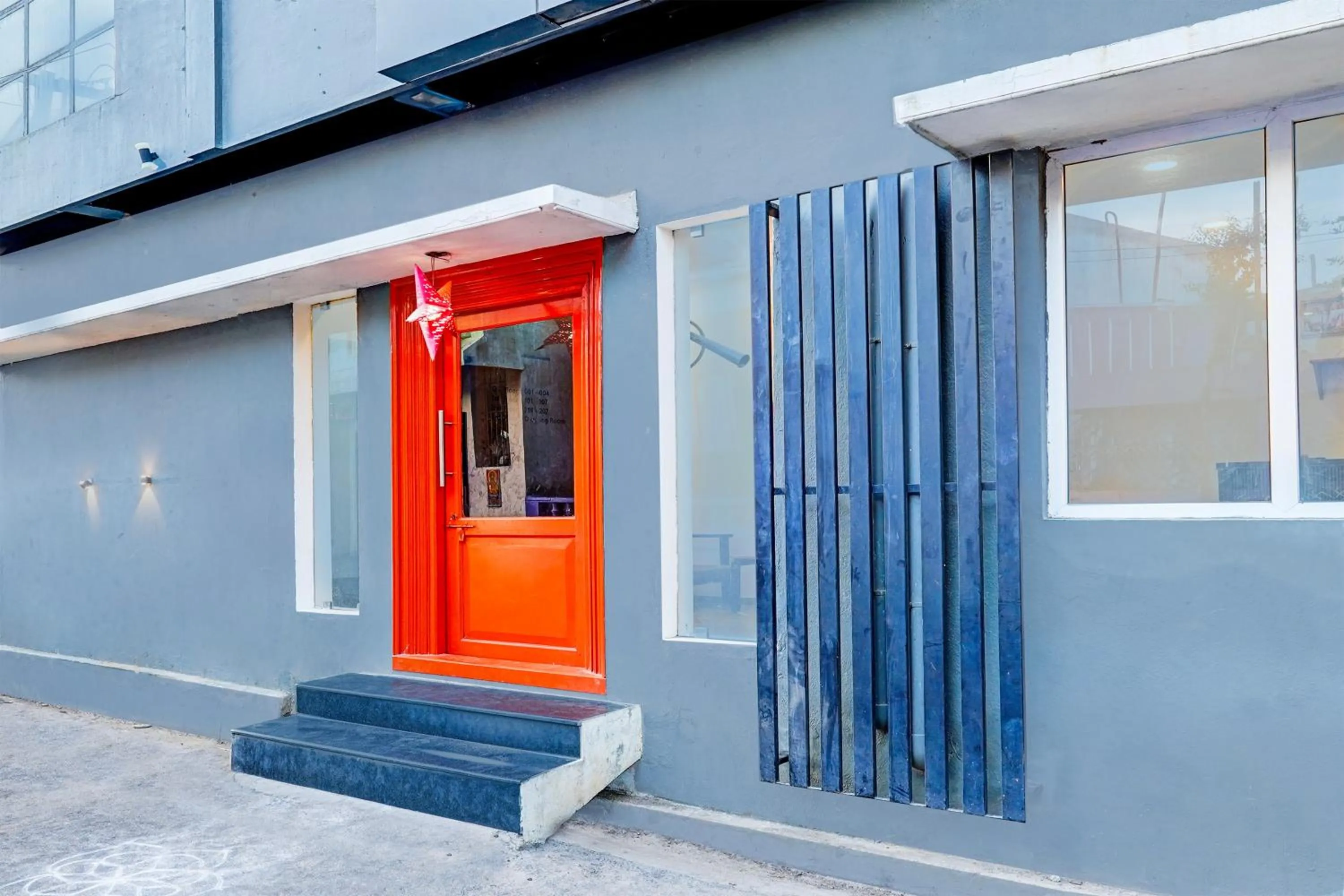 Facade/entrance in Townhouse Pondicherry