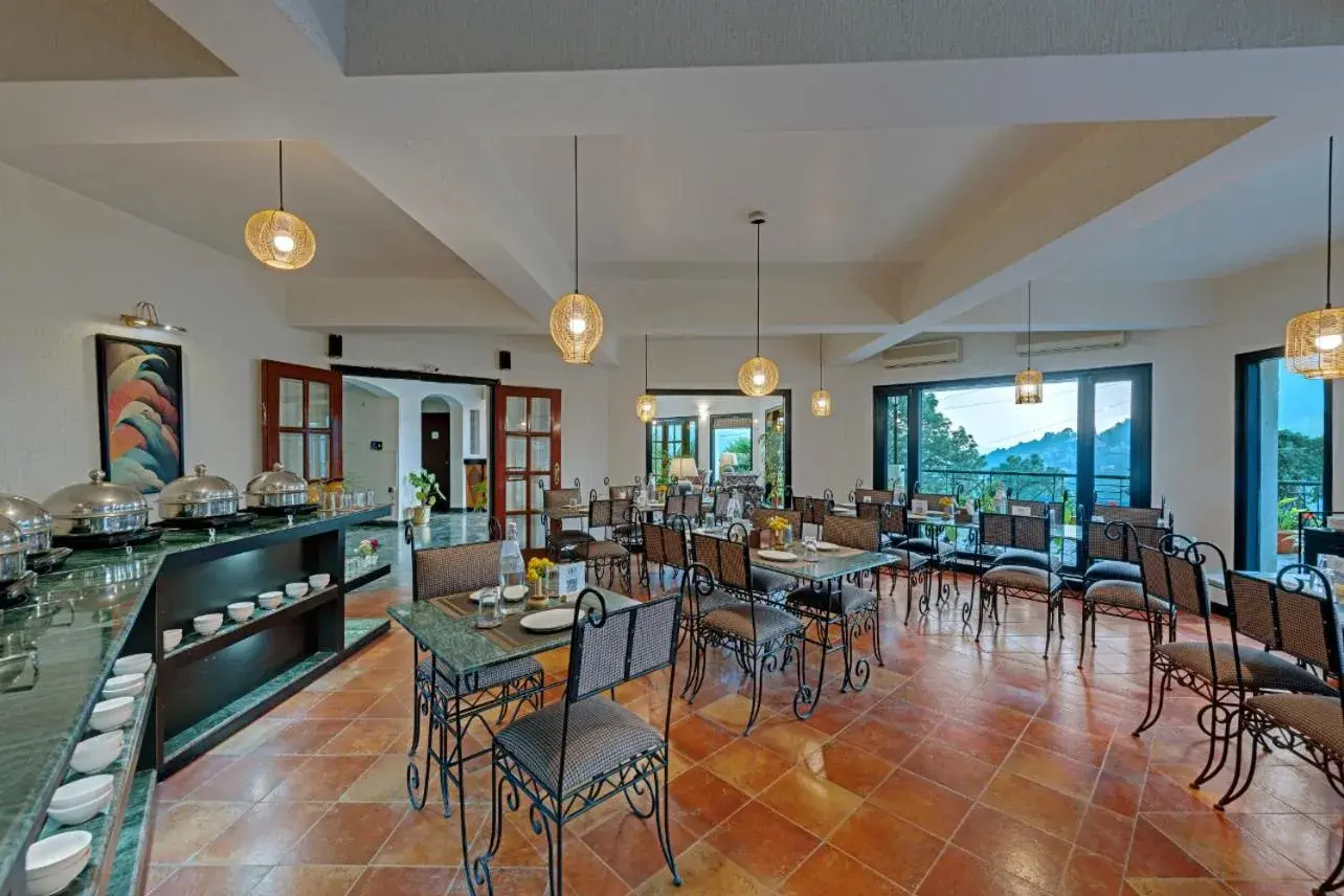 Restaurant/places to eat in 8fold-Pinecrest By LaRiSa, Bhimtal Restaurant/places to eat in 8fold-Pinecrest By LaRiSa, Bhimtal