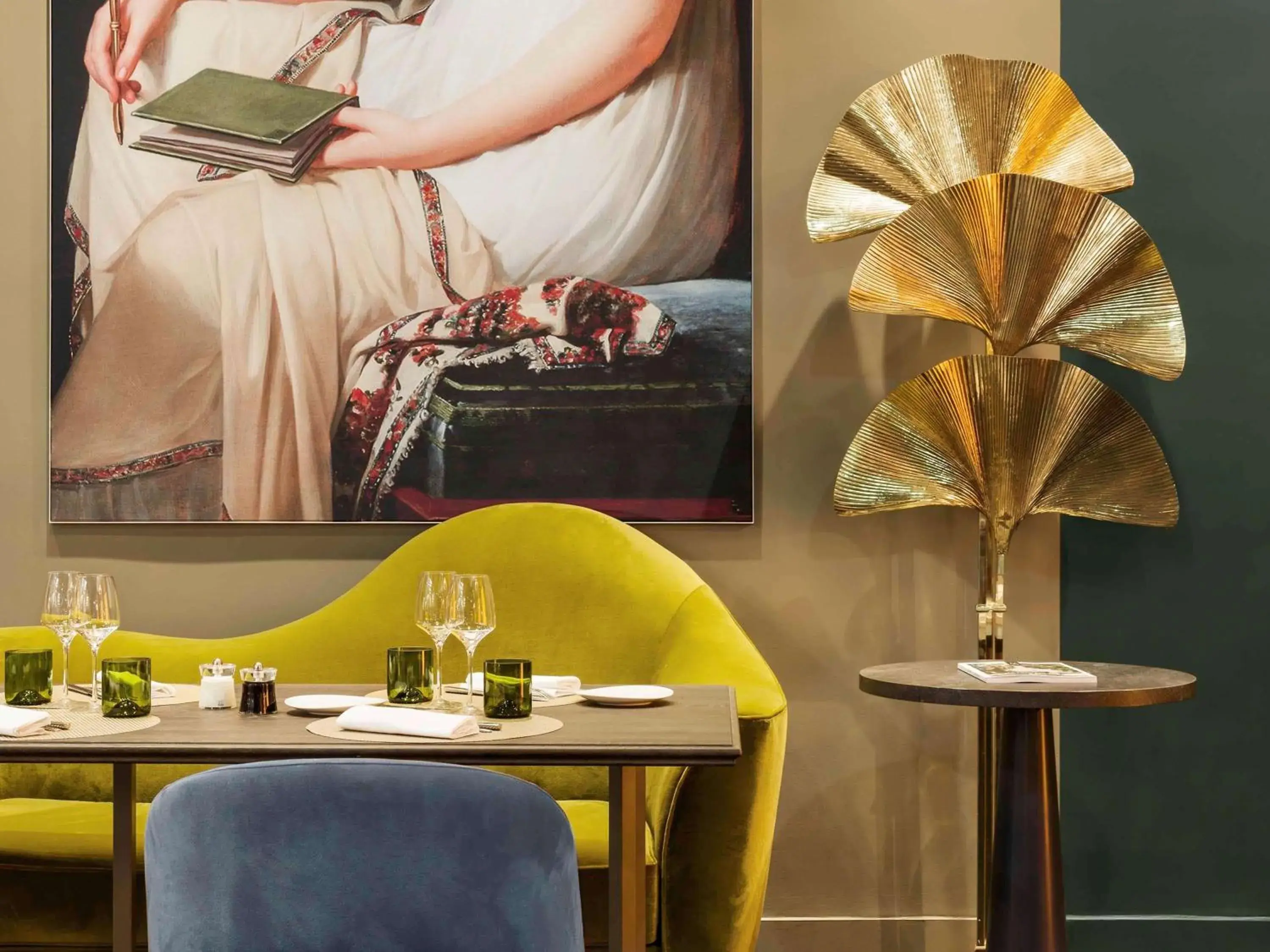 Restaurant/places to eat in Le Louis Hotel Versailles Château - MGallery Collection Restaurant/places to eat in Le Louis Hotel Versailles Château - MGallery Collection