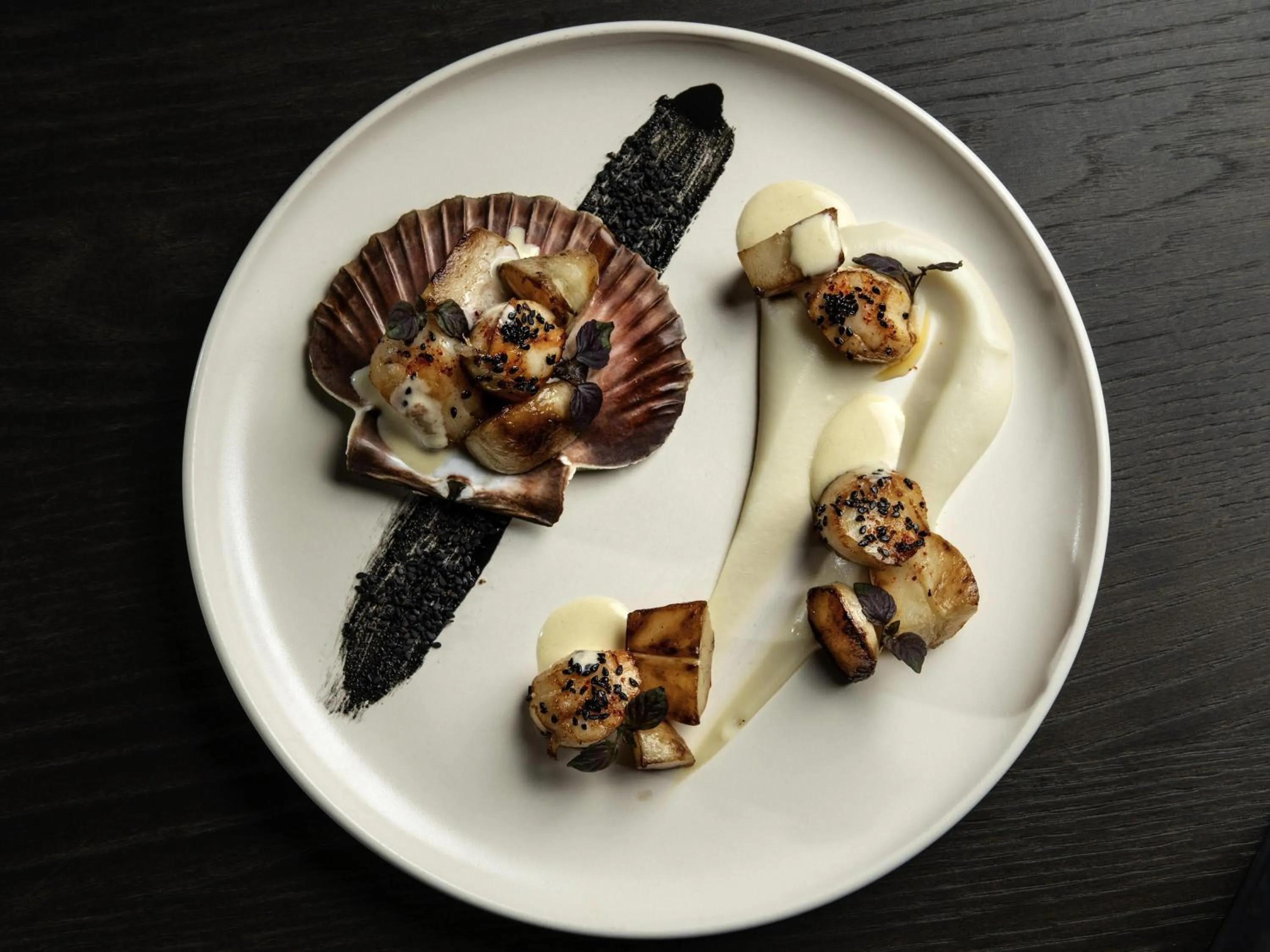 Restaurant/places to eat in Le Louis Hotel Versailles Château - MGallery Collection