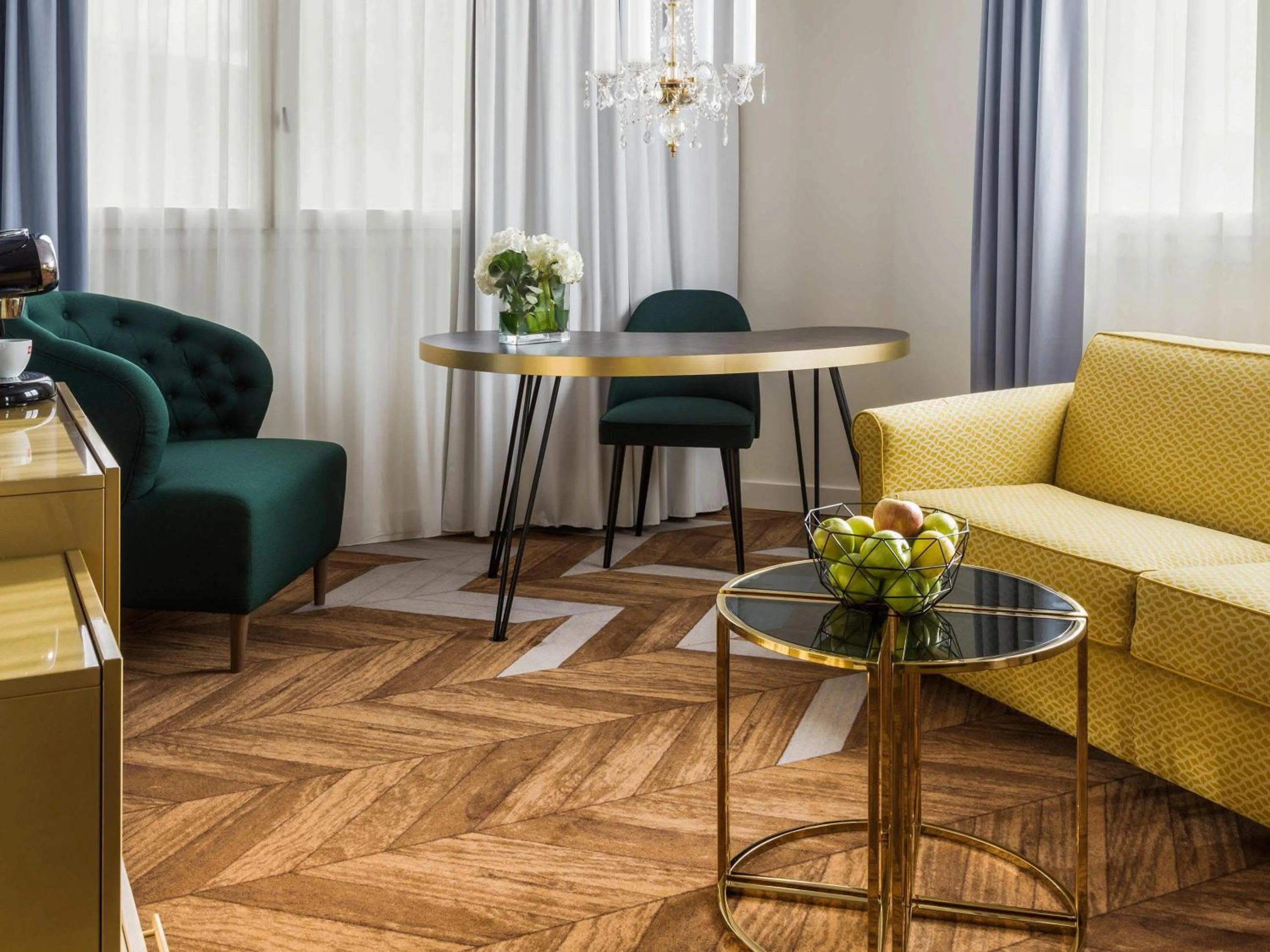 Bedroom in Le Louis Hotel Versailles Château - MGallery Collection