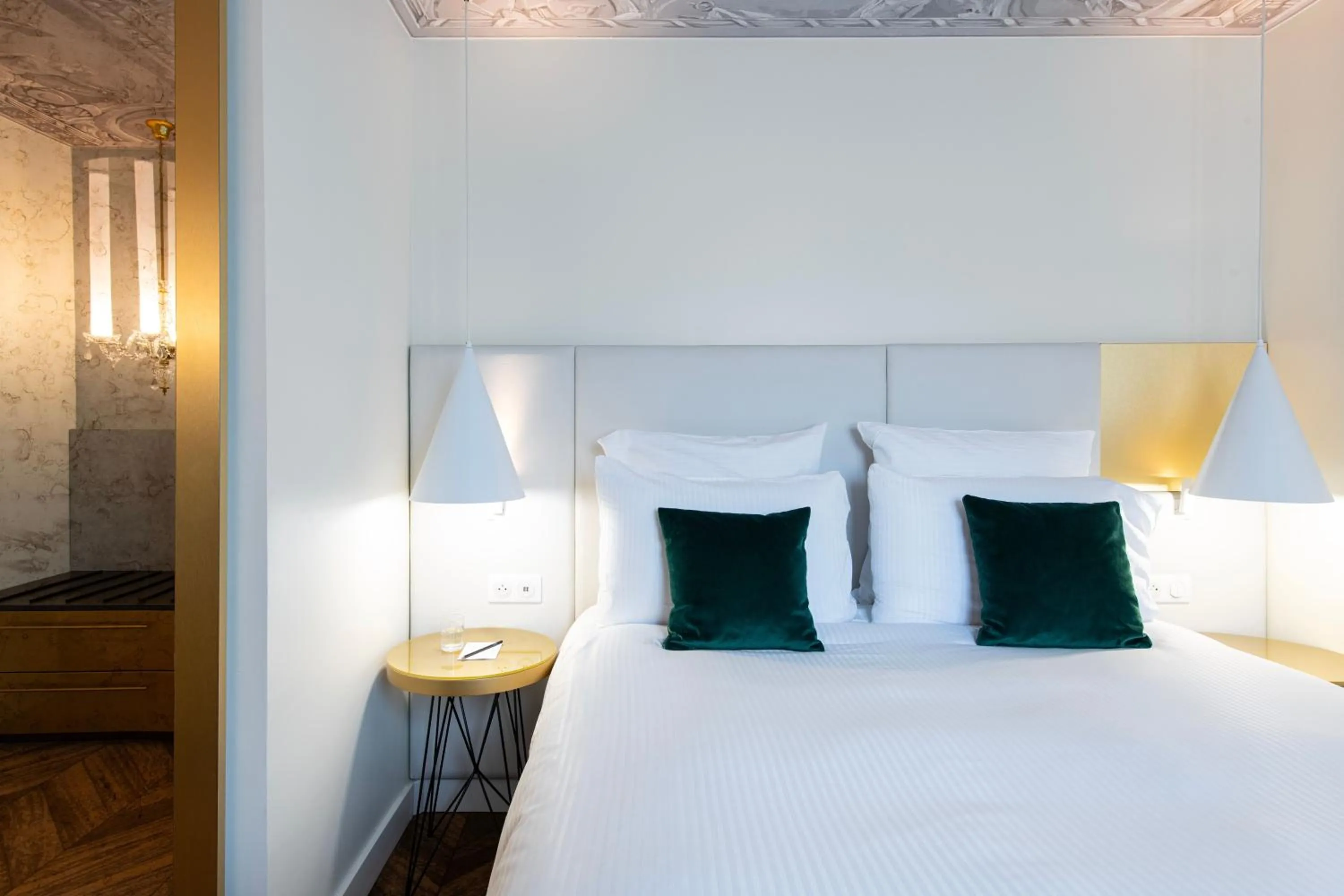 Bed in Le Louis Hotel Versailles Château - MGallery Collection