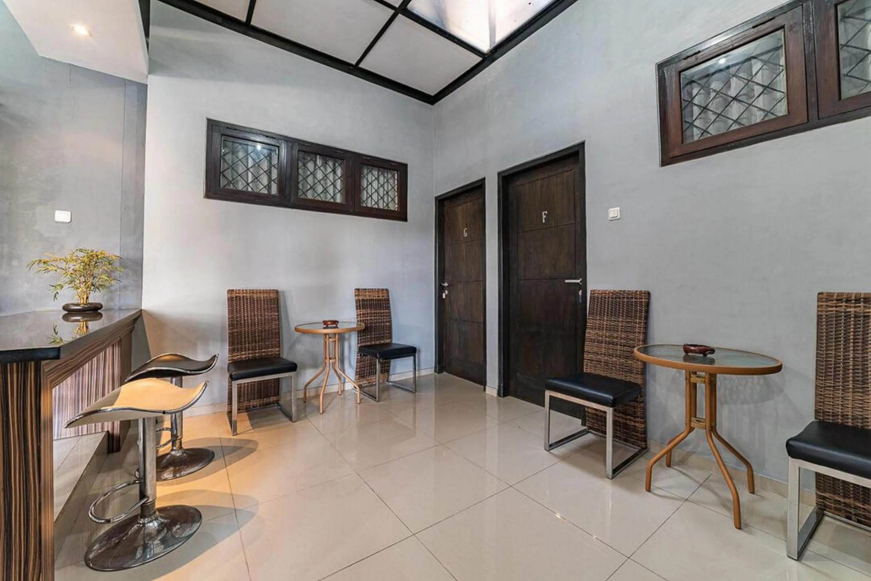 Property building in RedDoorz Syariah near RRI Malang