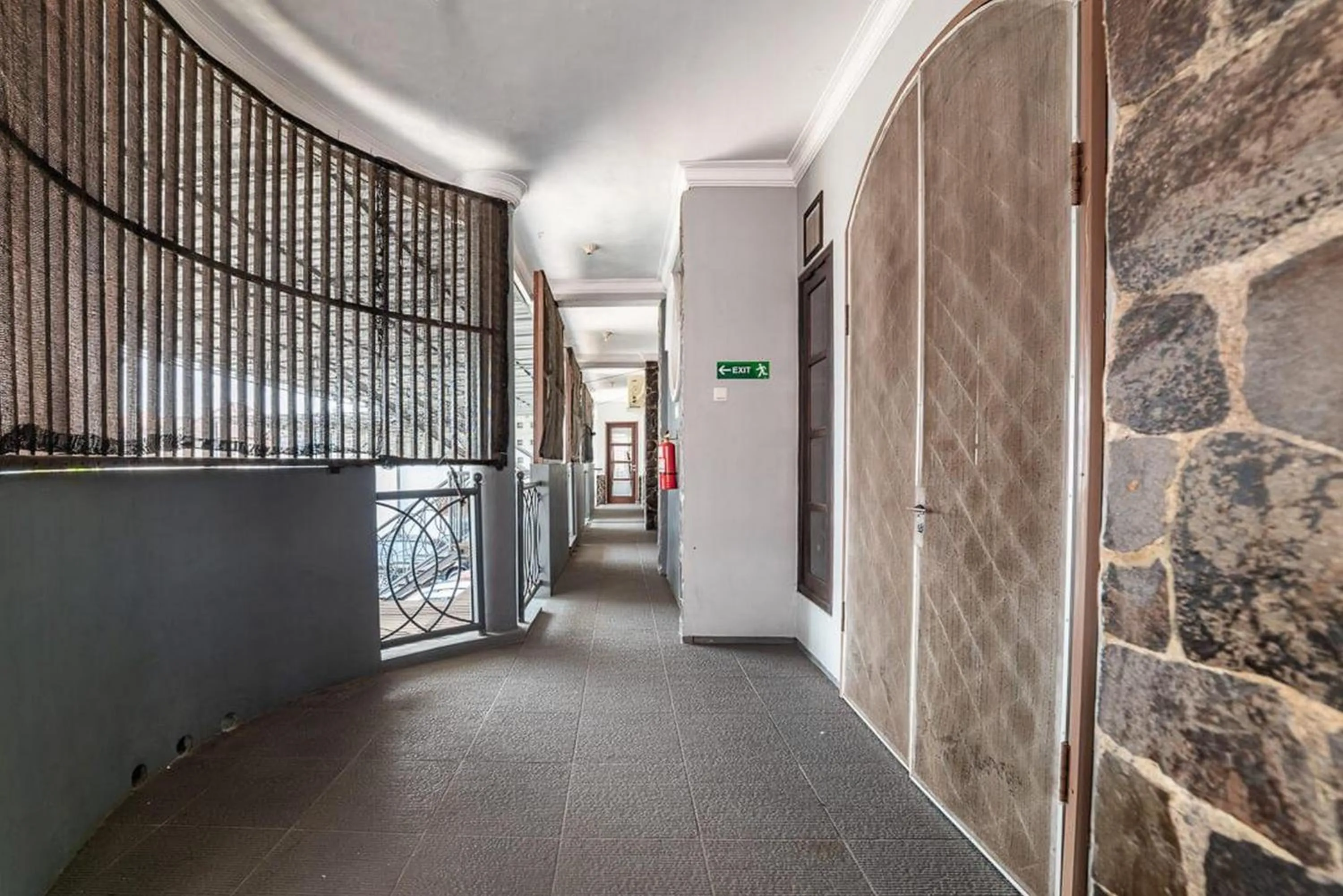 Property building in RedDoorz Syariah near RRI Malang