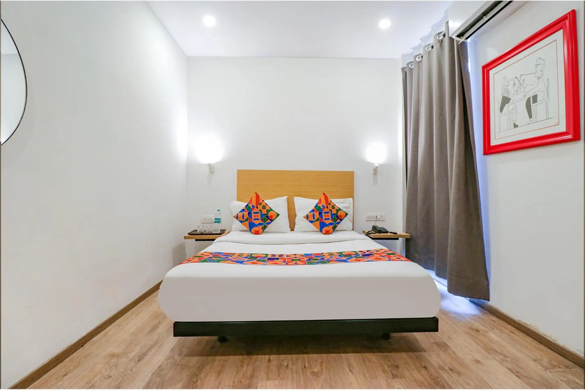 Bedroom, Bed in FabHotel Destiny Inn - Nr Medanta Hospital