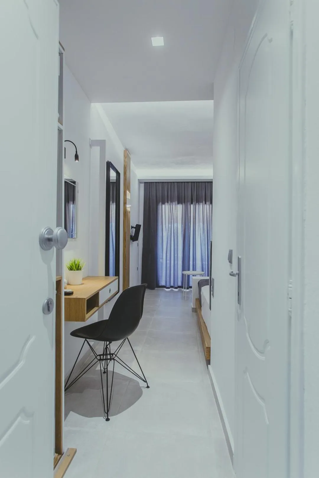 TV and multimedia in Hotel Papagalos