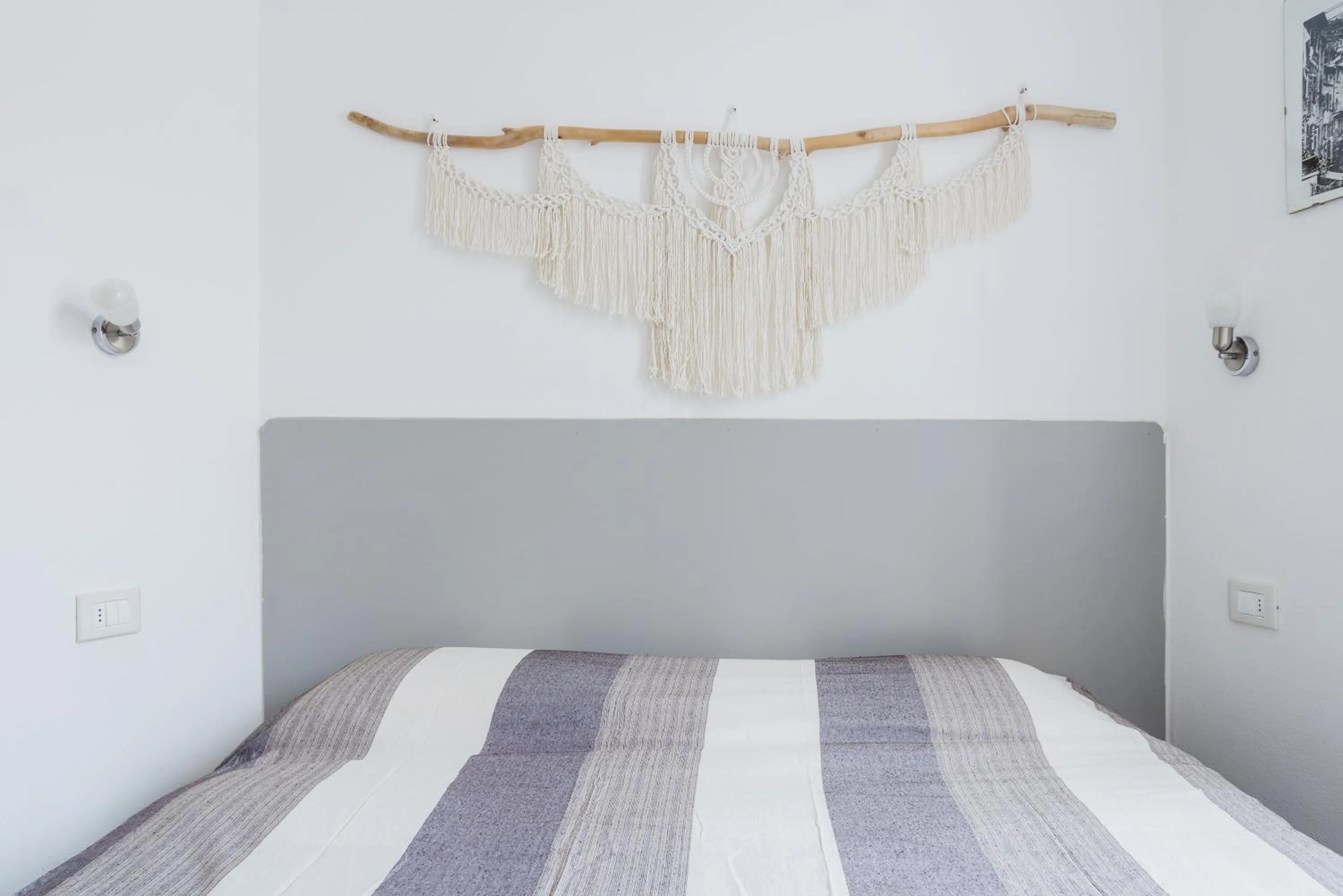 Bedroom, Bed in Banchi