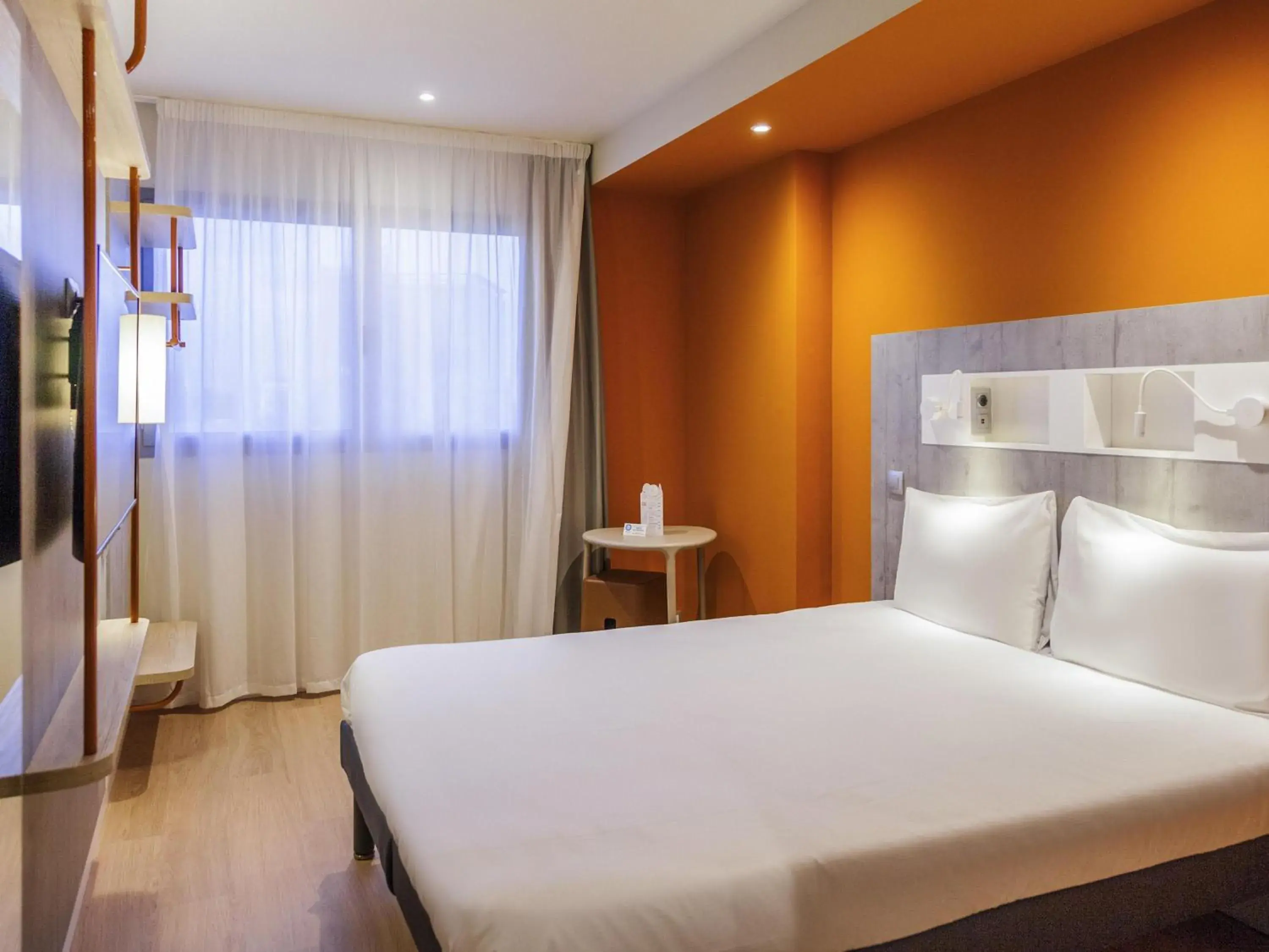 Bedroom, Bed in ibis budget Huerta De Murcia Bedroom, Bed in ibis budget Huerta De Murcia