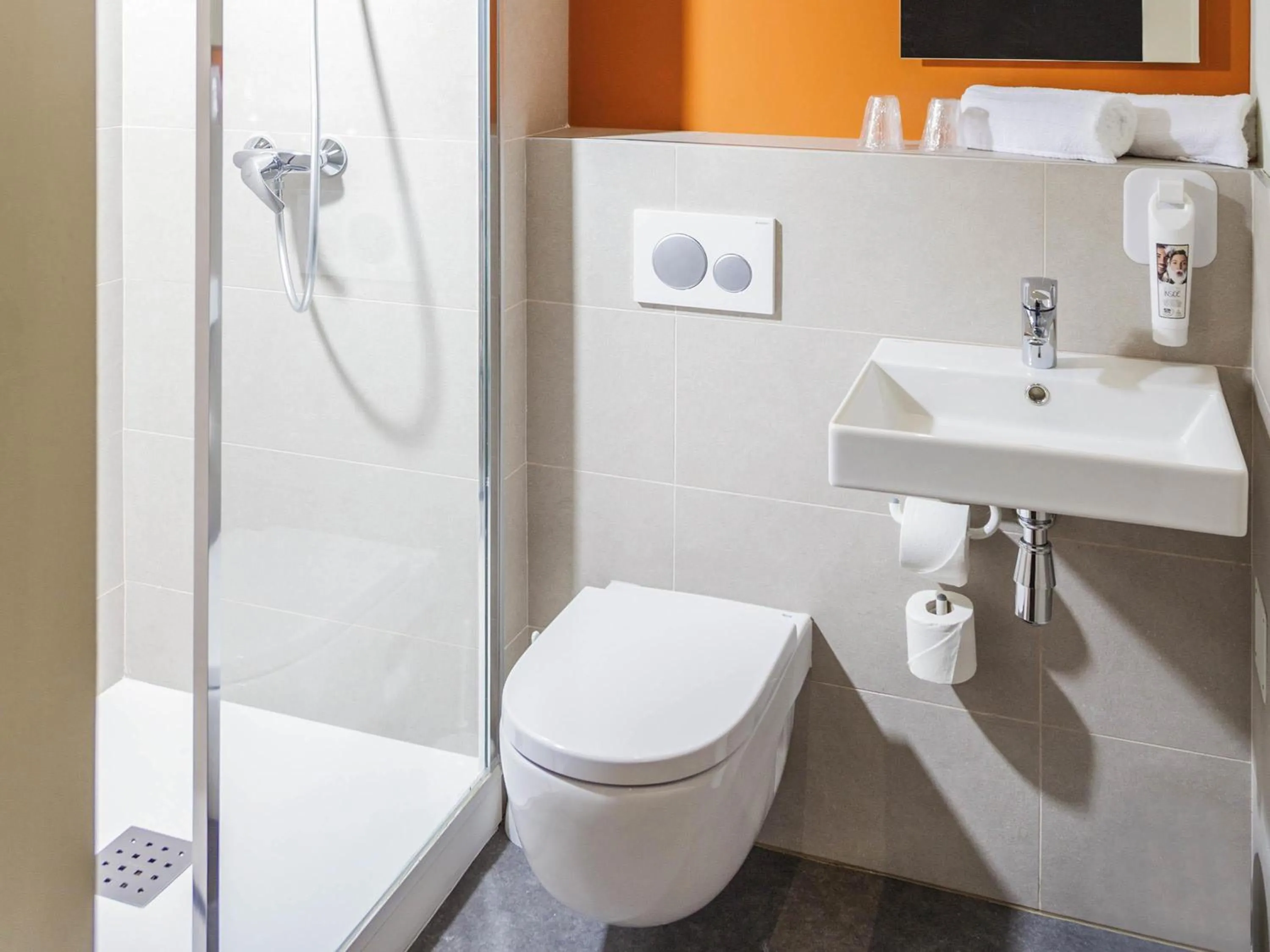 Bedroom in ibis budget Huerta De Murcia