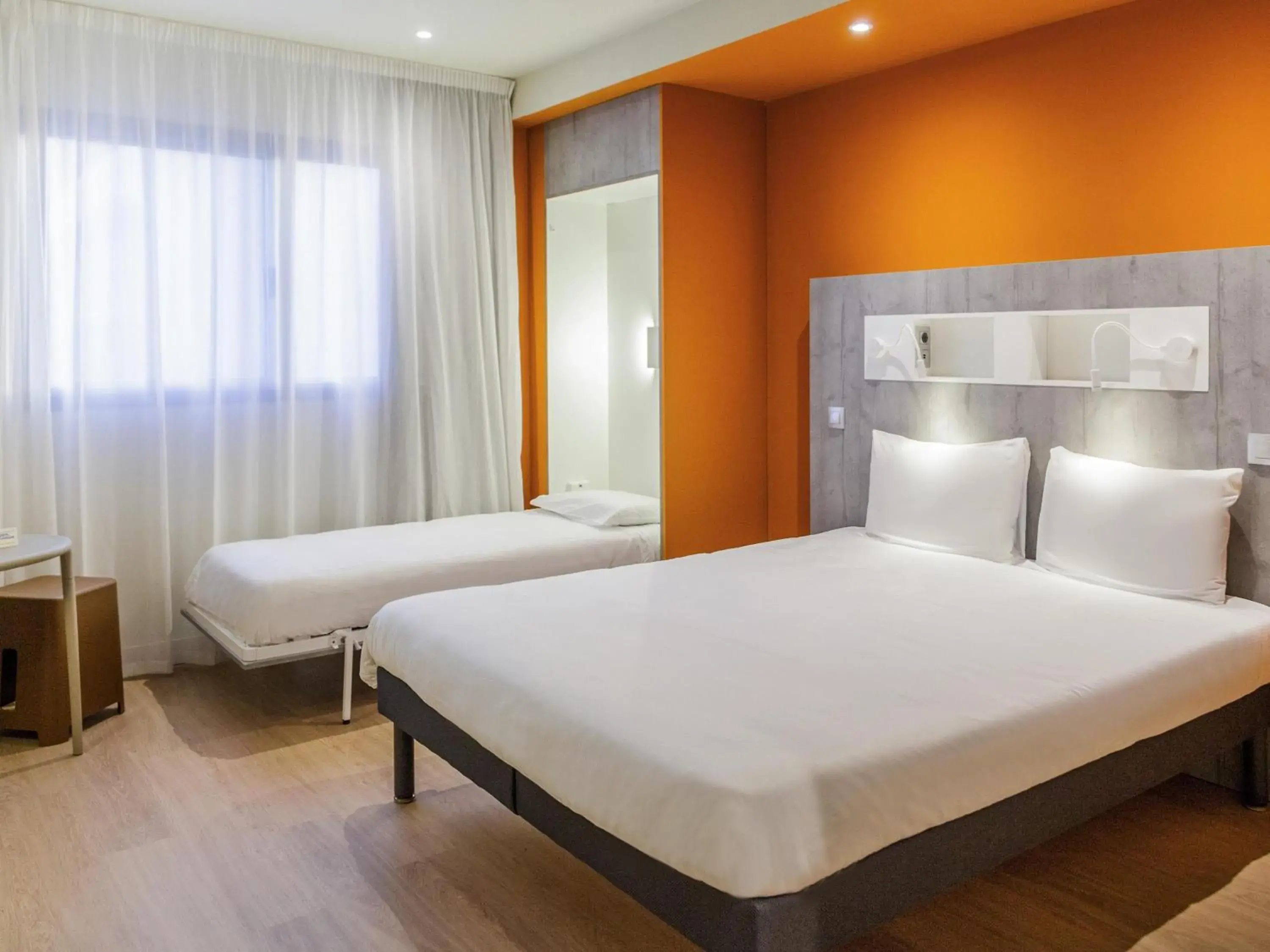 Property building, Bed in ibis budget Huerta De Murcia Property building, Bed in ibis budget Huerta De Murcia
