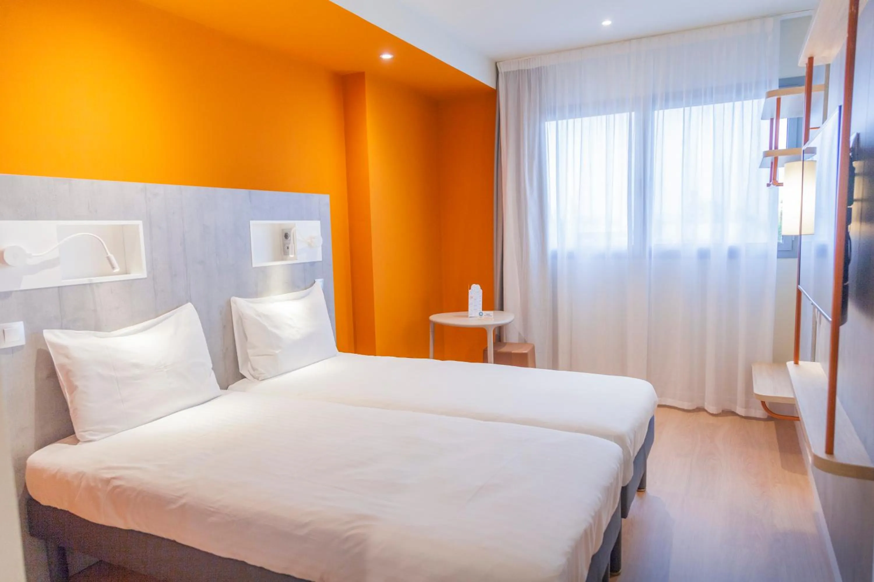 Bed in ibis budget Huerta De Murcia